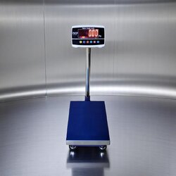 เครื่องชั่งดิจิตอล 60 kg. ค่าละเอียด 5 g. แท่นชั่ง 30x40 cm.