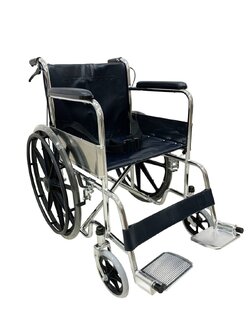 รถเข็นเหล็กชุบโครเมี่ยม รุ่นมาตรฐาน ล้อแม็กส์ มีเบรคมือ พับเก็บได้ รหัส CA905B (Wheelchair Series)