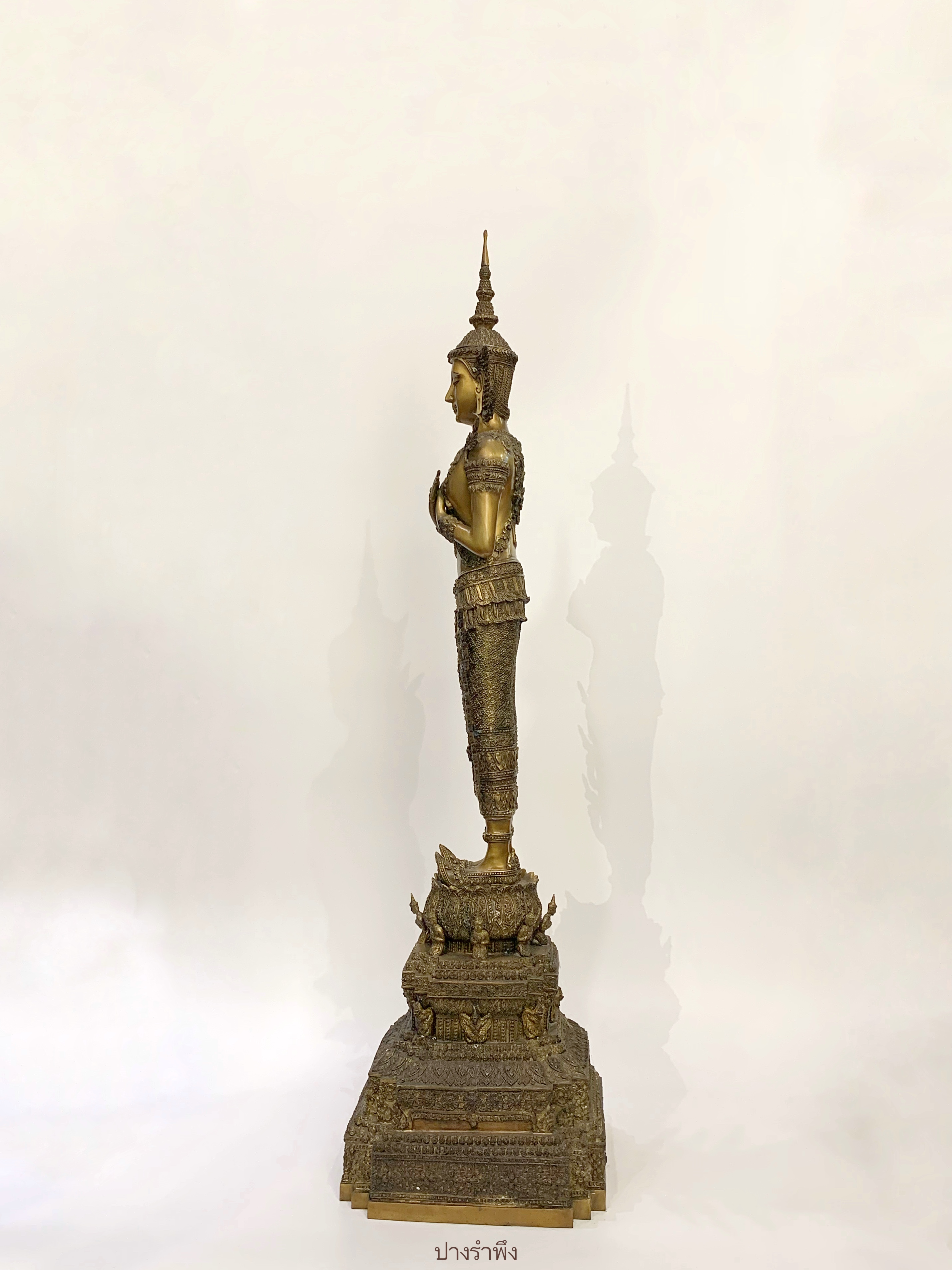 พระพุทธรูป ทรงเครื่องจักพรรดิ์ หน้าตัก 9 นิ้ว (ครบทั้ง 13 ปาง)