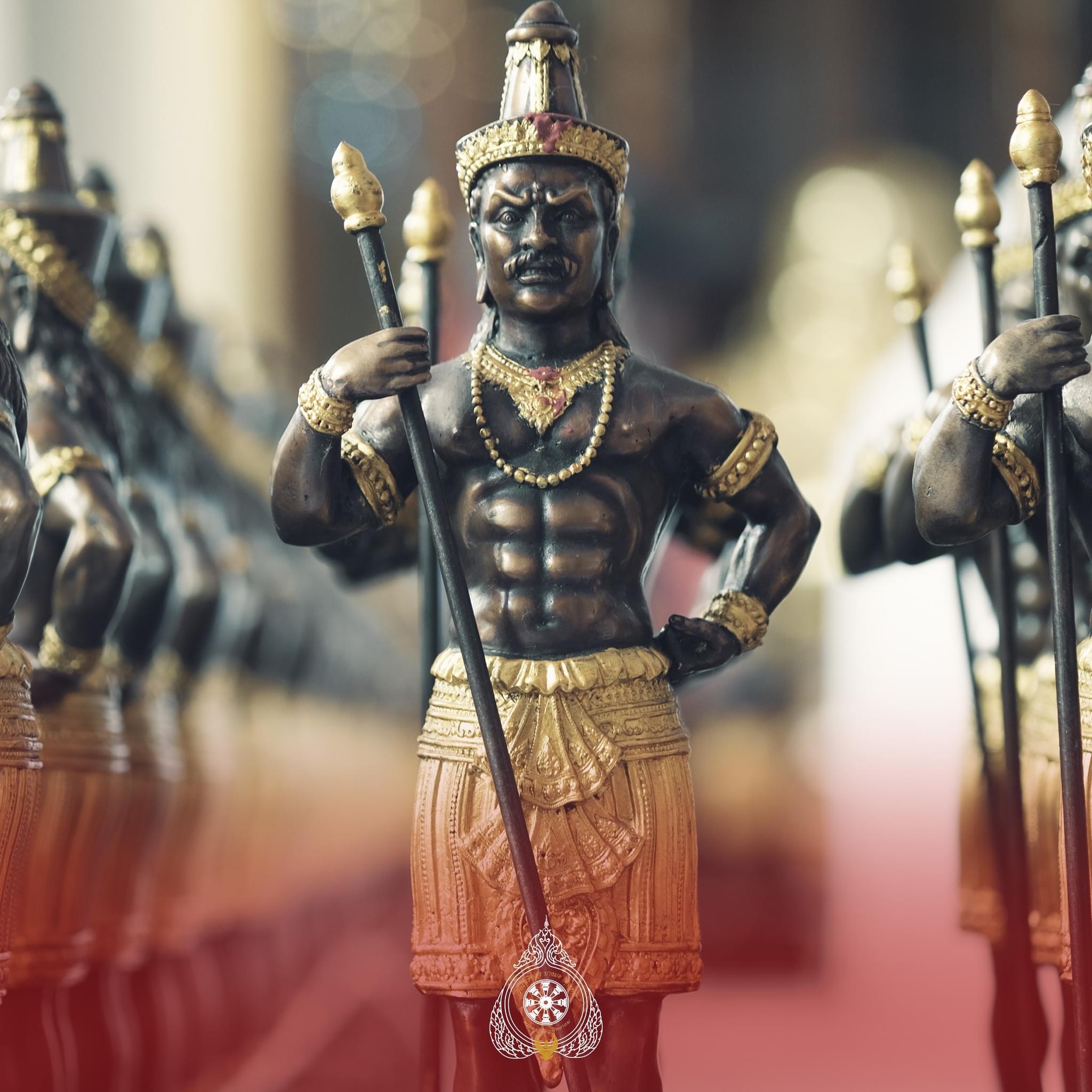 ท้าวหิรัญพนาสูร สูง 15 นิ้ว (เลขประจำองค์ 663)