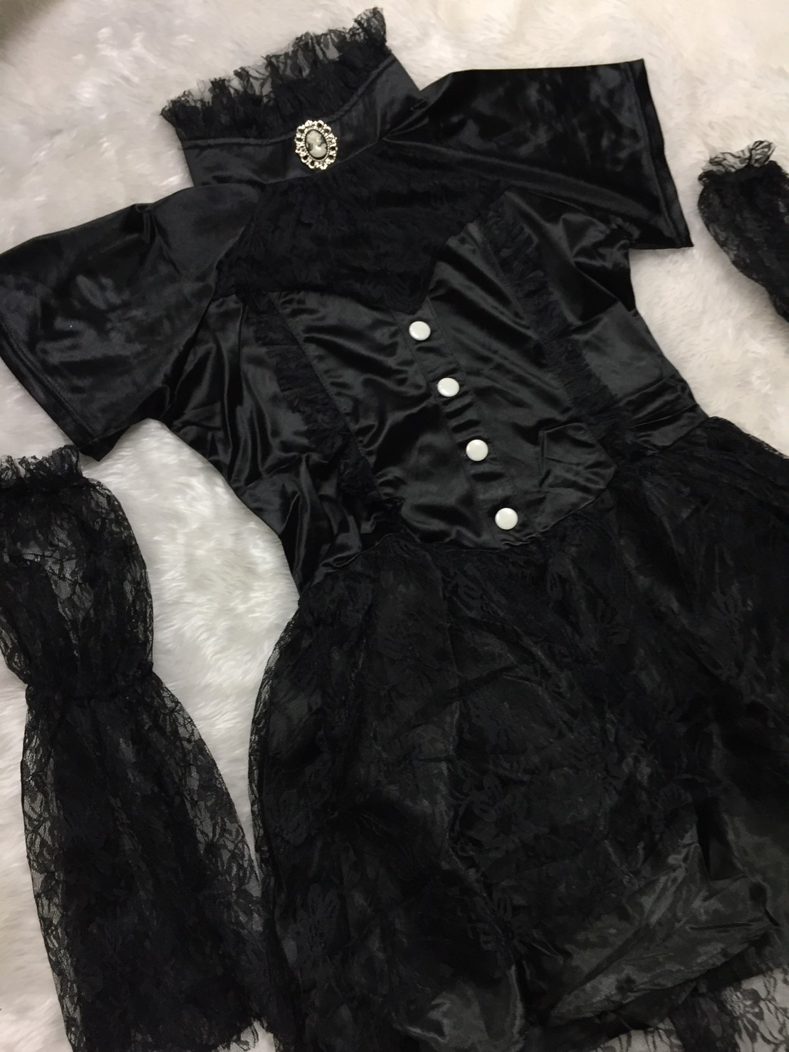 ชุดแฟนซี ฮาโลวีน - ชุดแม่มด แซกดำ หน้าสั้นหลังยาว แขนตุ๊กตา