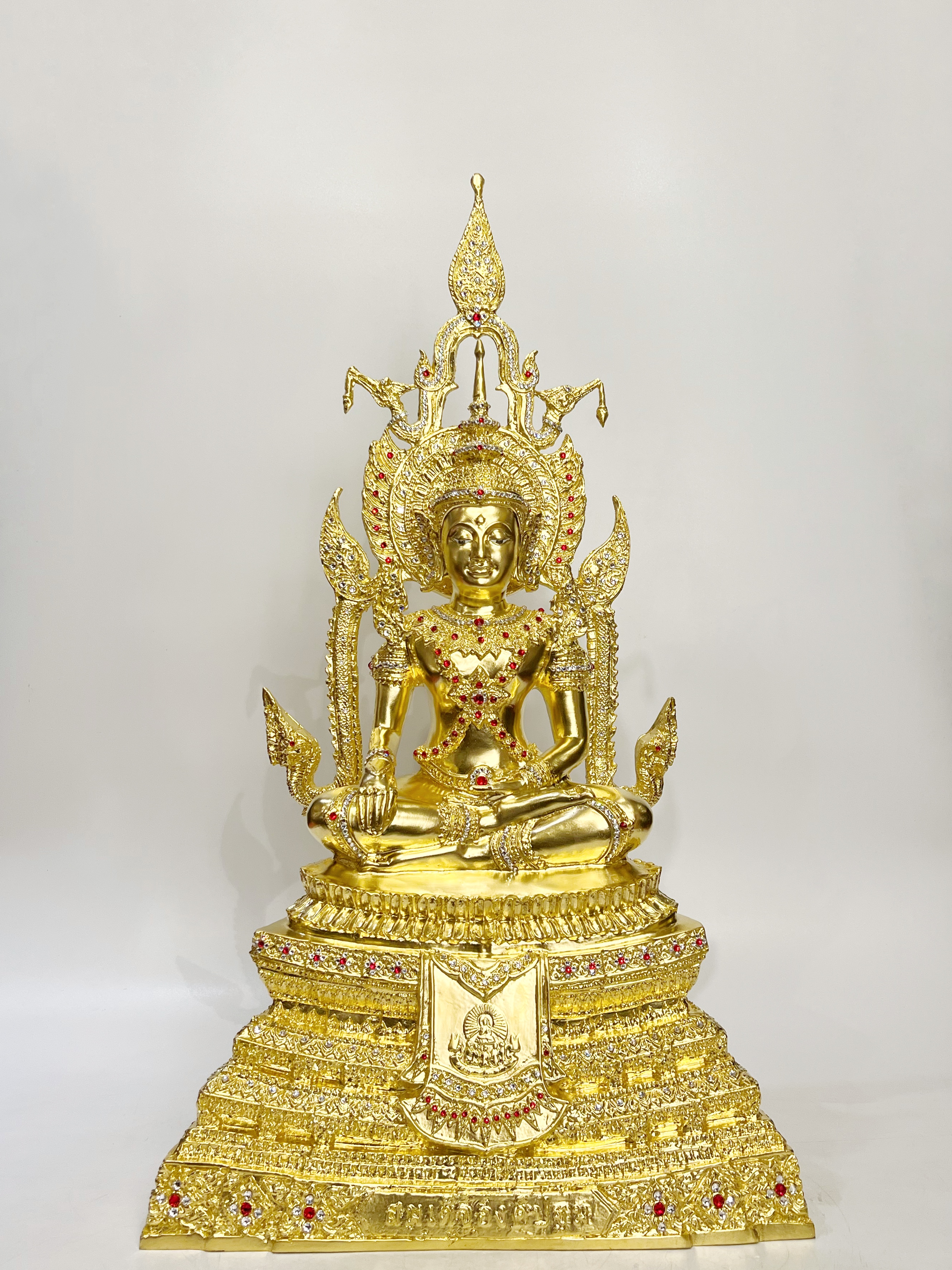 สมเด็จองค์ปฐม หน้าตัก 9 นิ้ว