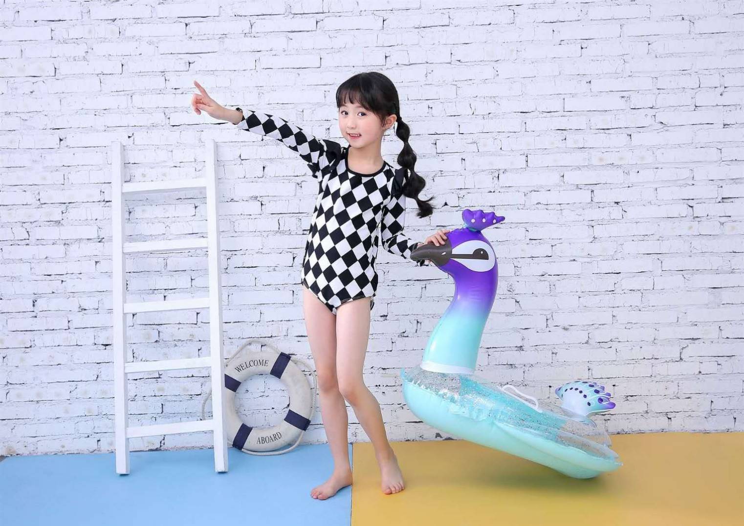 ห่วงยางนกยูง กลิตเตอร์ สำหรับเด็ก 6 เดือน-6 ปี Inflatable Baby Peacock 6 months-6 years Pool Float