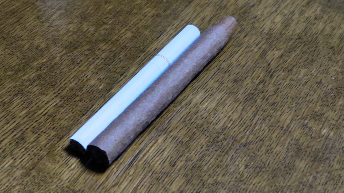 ซิการ์ handelsgold เยอรมัน (สุ่มกลิ่น)