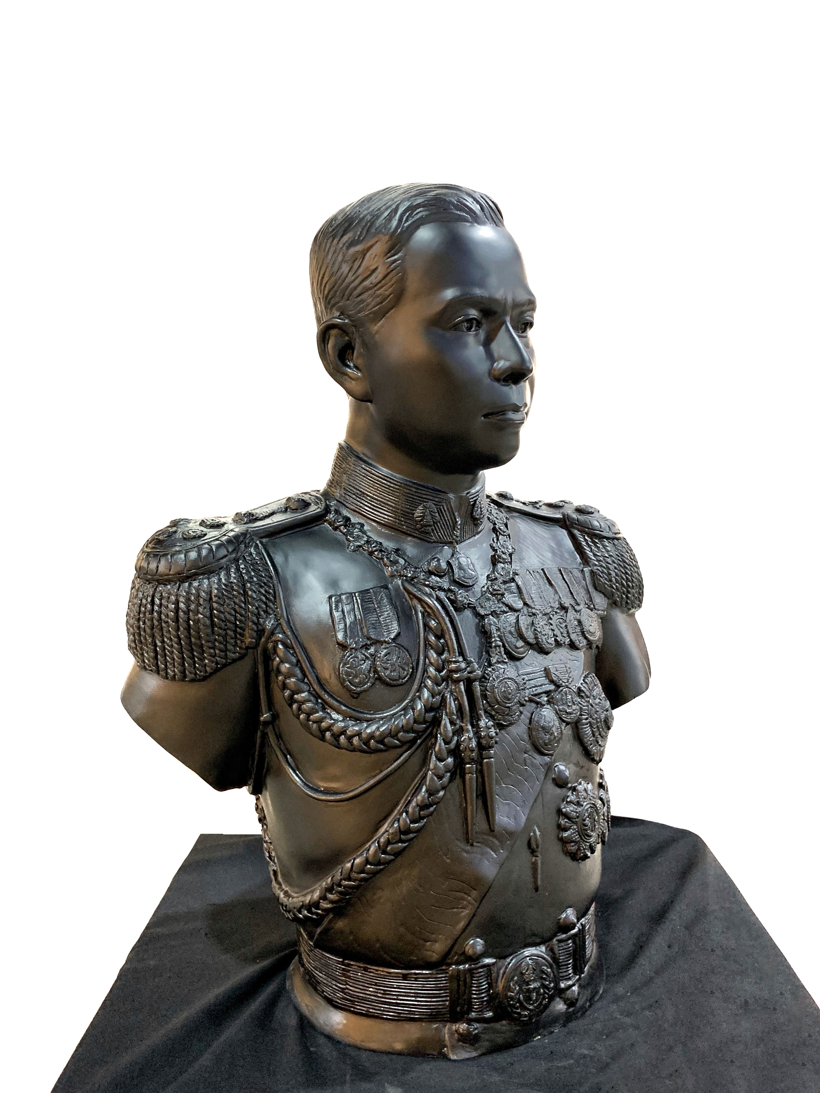 เสด็จเตี่ยกรมหลวงชุมพร ครึ่งพระองค์ (ขนาดเท่าจริง)