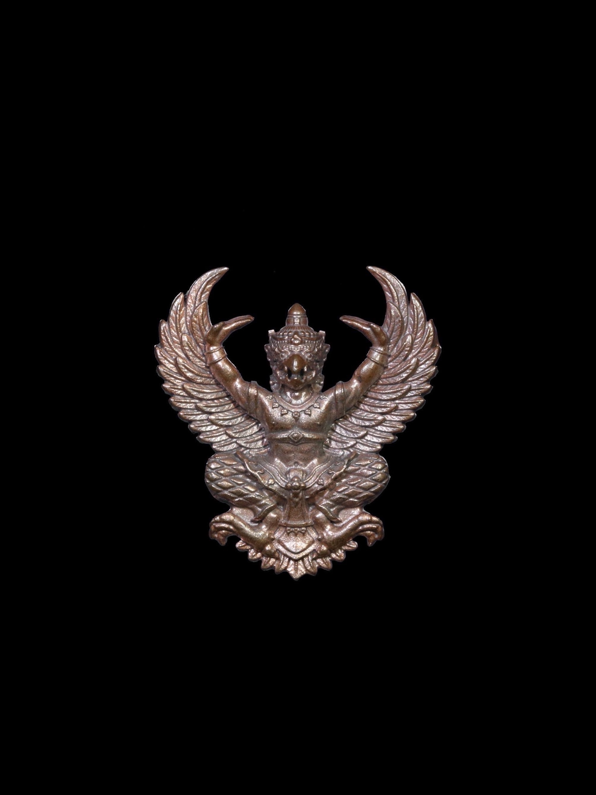 พญาครุฑ รุ่น เจริญพร (พิมพ์เล็ก)