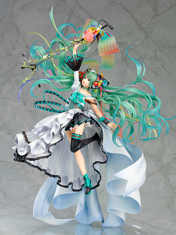 (Pre-Order) Hatsune Miku Memorial Dress Ver. - 1/7 (Good Smile Company)