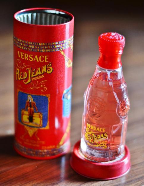 น้ำหอม Versace Red Jeans For Woman EDT 75ml ของแท้ 100%✅