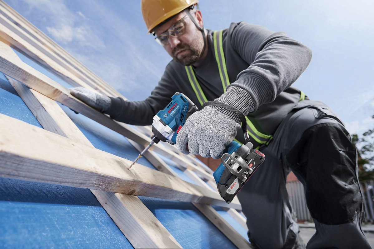 BOSCH รุ่น GDR18V-215 ไขควงกระแทกไร้สาย 18V. (เครื่องเปล่า)