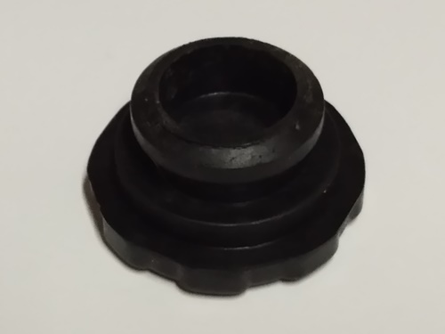 ฝาน้ำมันเครื่อง KBD,KB20 (๑๑๑)