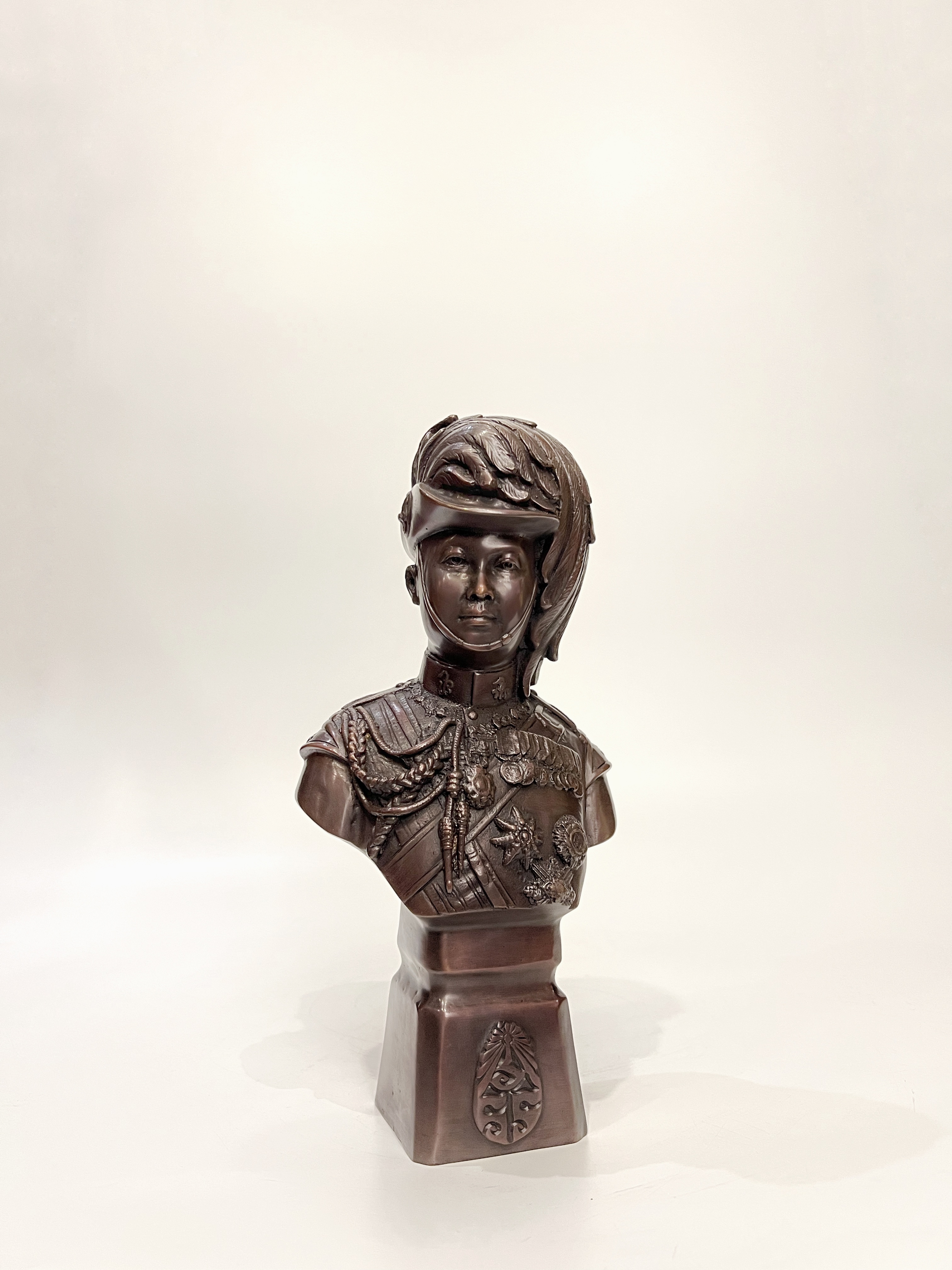 รัชกาลที่ 6 ครึ่งพระองค์