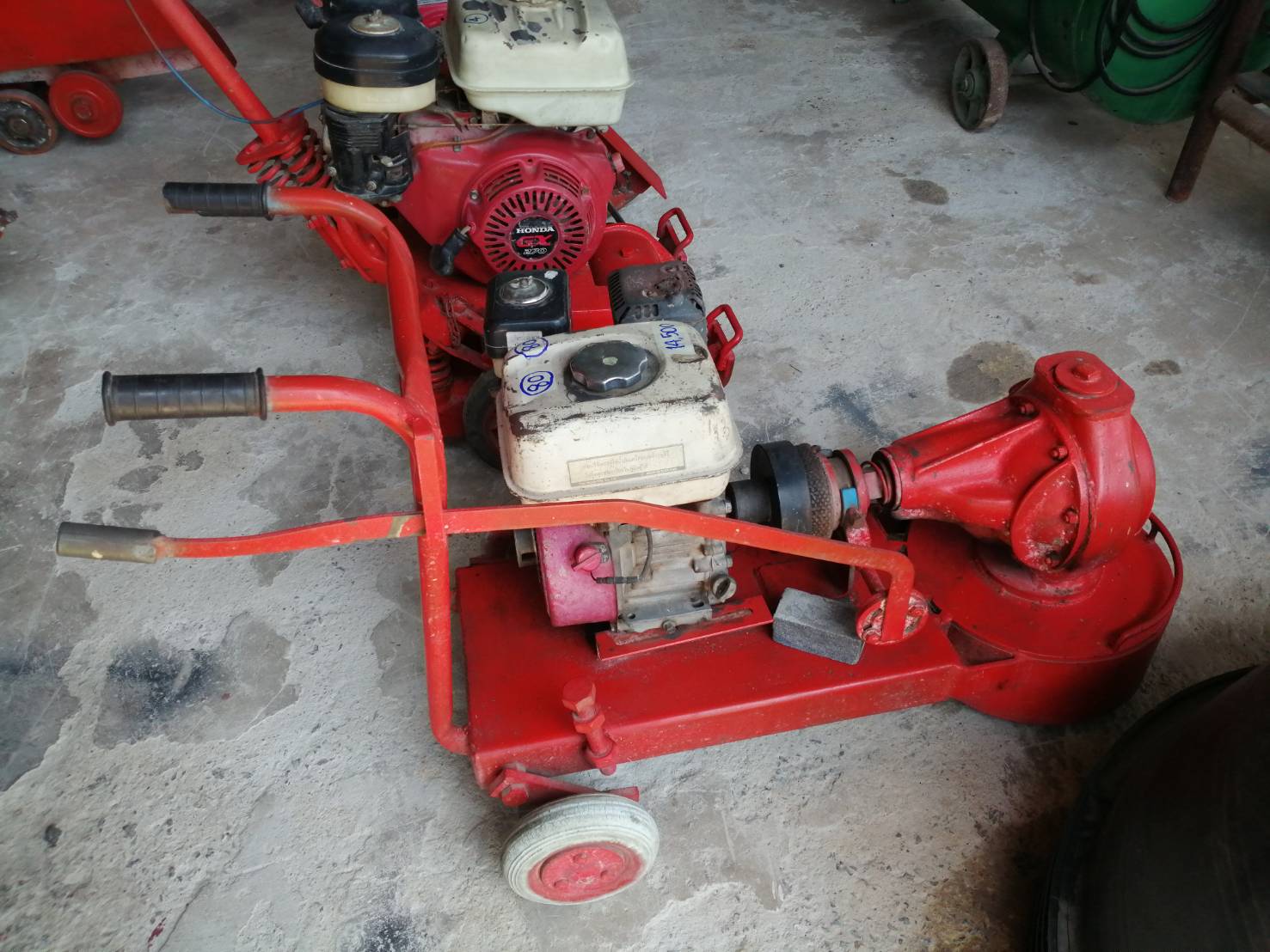 แท่นขัดหินอ่อนพร้อมเครื่อง HONDA 5.5 HP เก่า