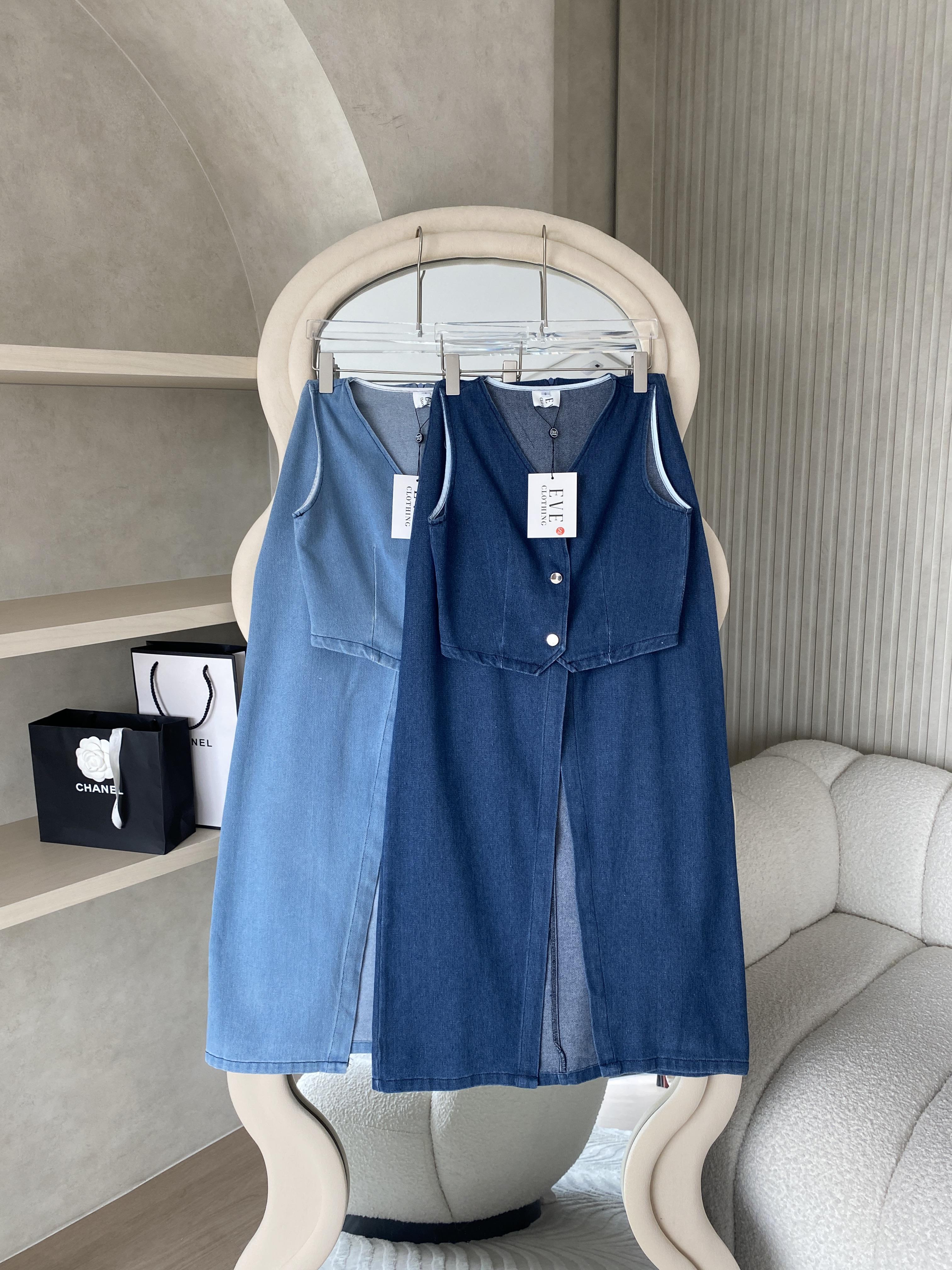 #4718#Eve งานเซ็ตยีนส์ +กระโปรง ตัวเสื้อเป็นทรงกล้ามครอปคอวี กระดุมหน้าใช้งานได้จริง