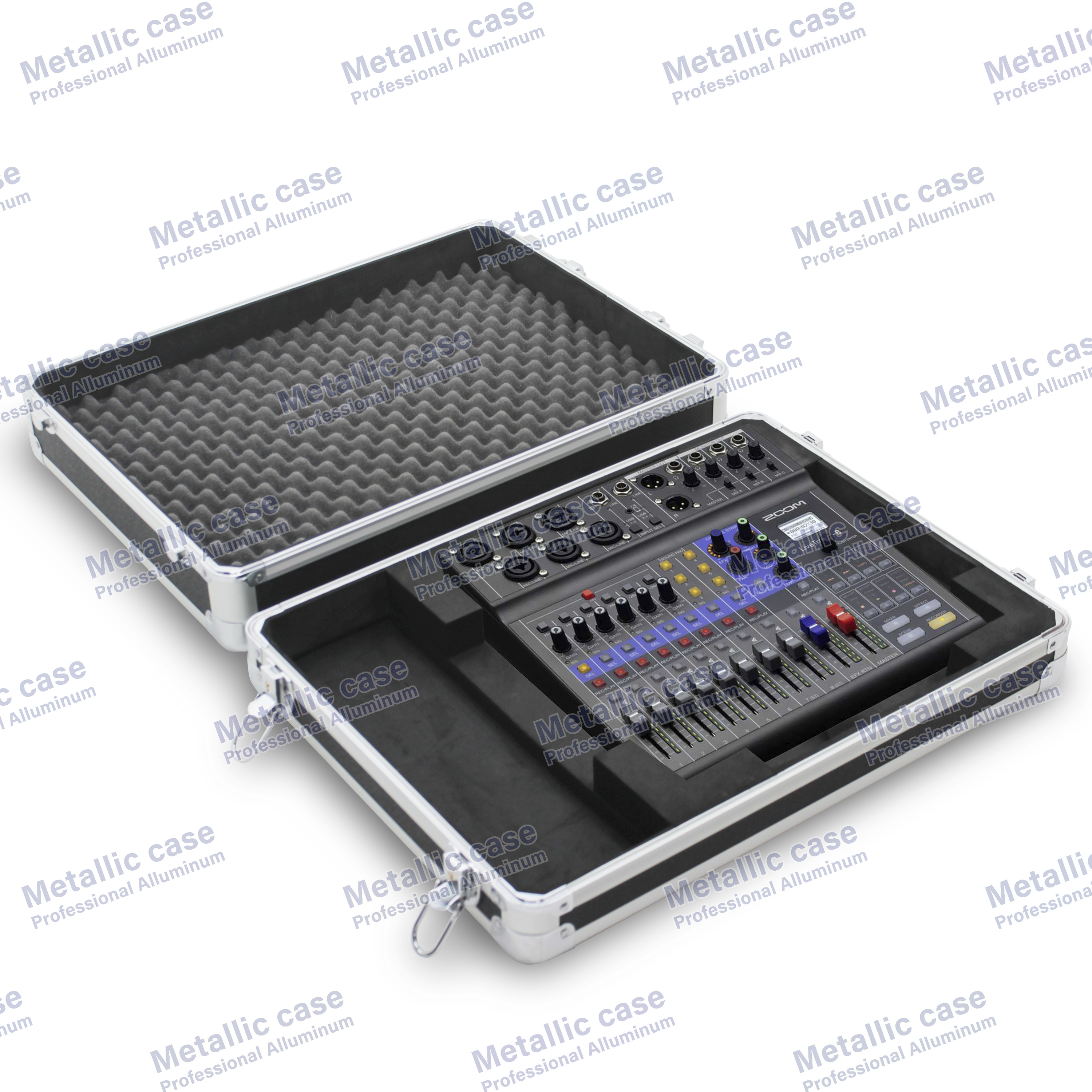 metalliccase 8275-13-6407/ Zoom L-8 (34.3x46.8x13.6 T3C1H1K1P3)