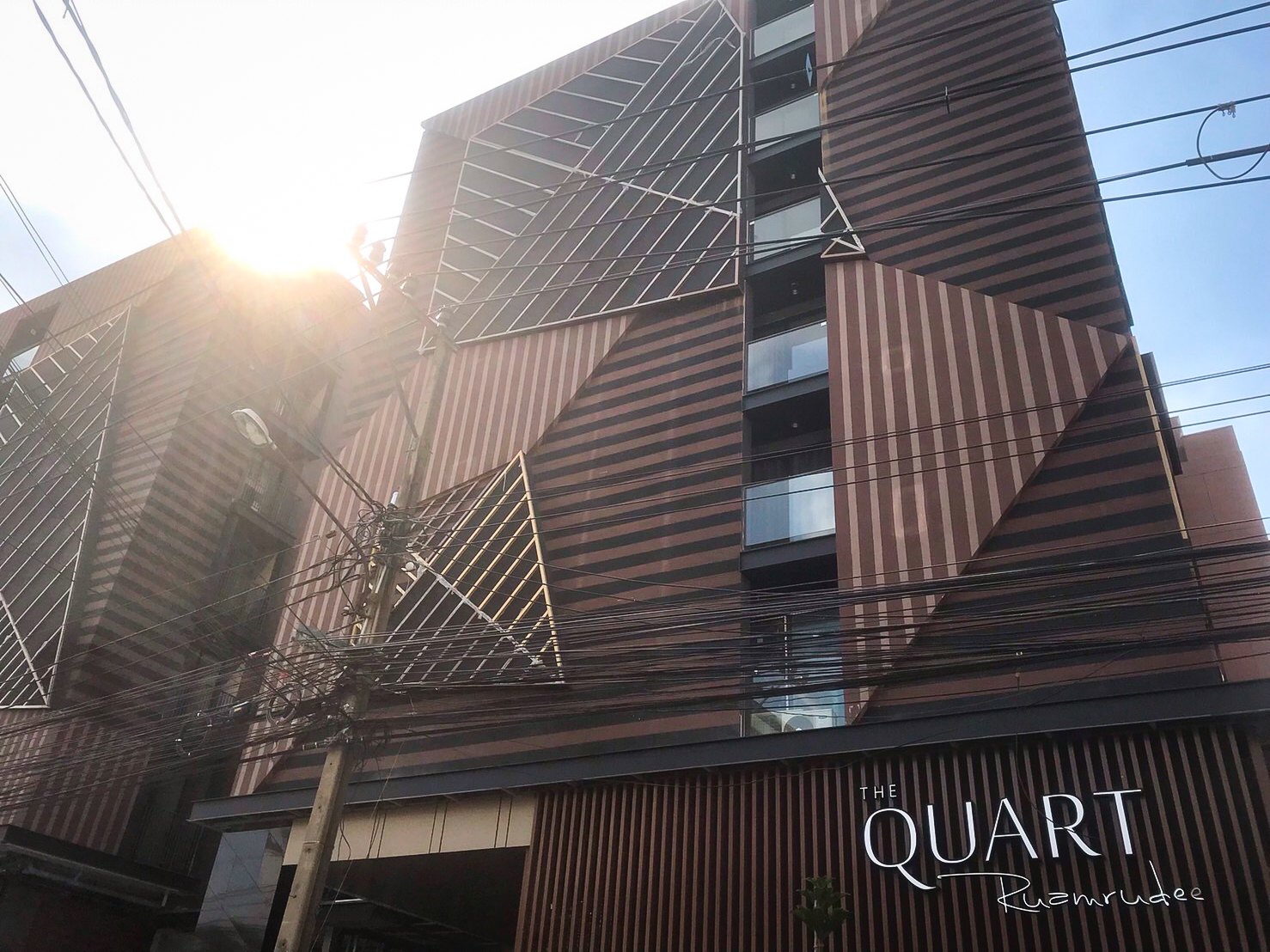 ติดตั้งระบบเสียง THE QUARTER RUAMRUDEE ( โรงแรม เดอะควอเตอร์ ร่วมฤดี )