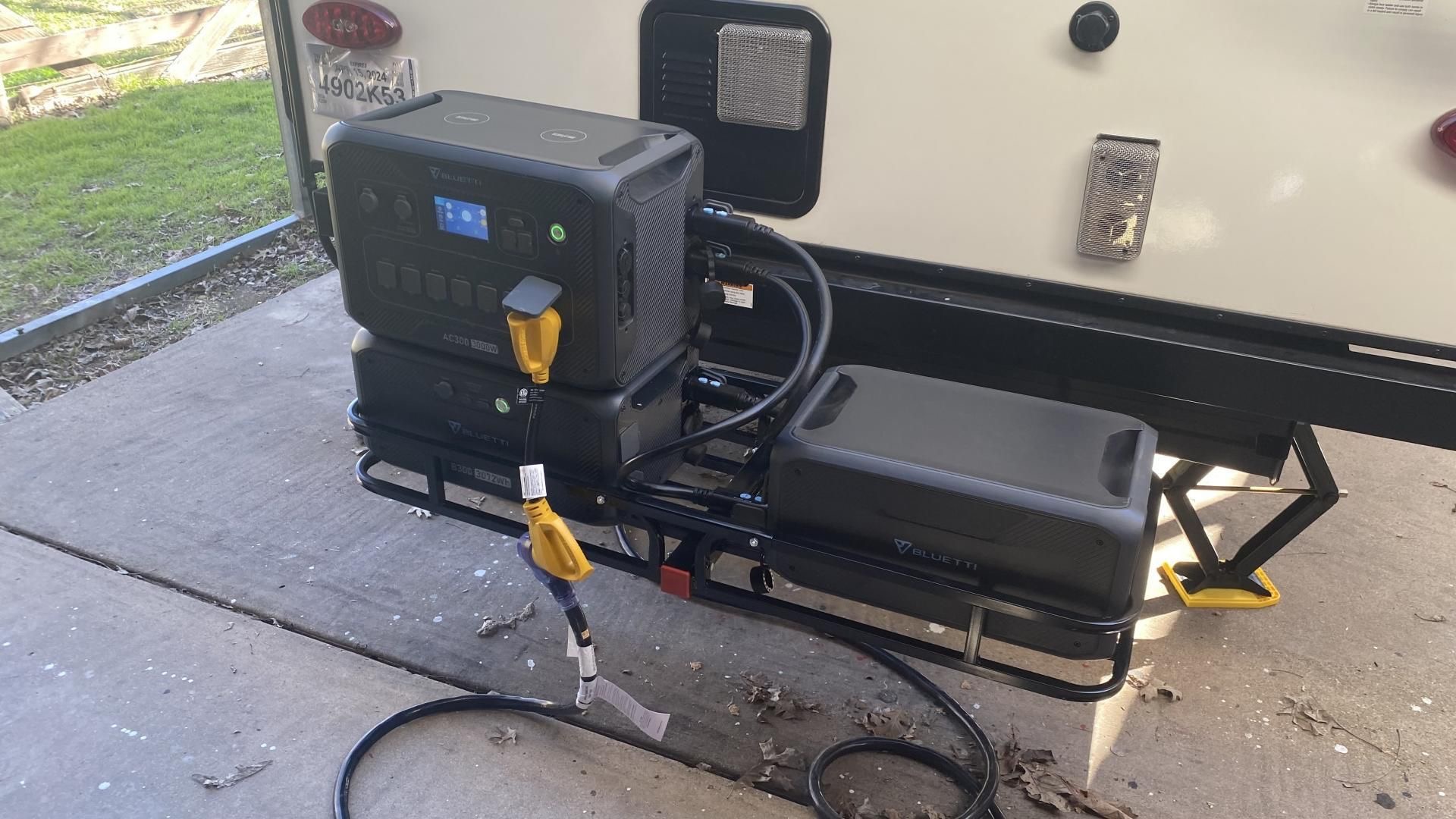 BLUETTI B300 Expansion Battery | 3072Wh แบตเตอรี่เสริมสำหรับ AC200MAX และ AC300