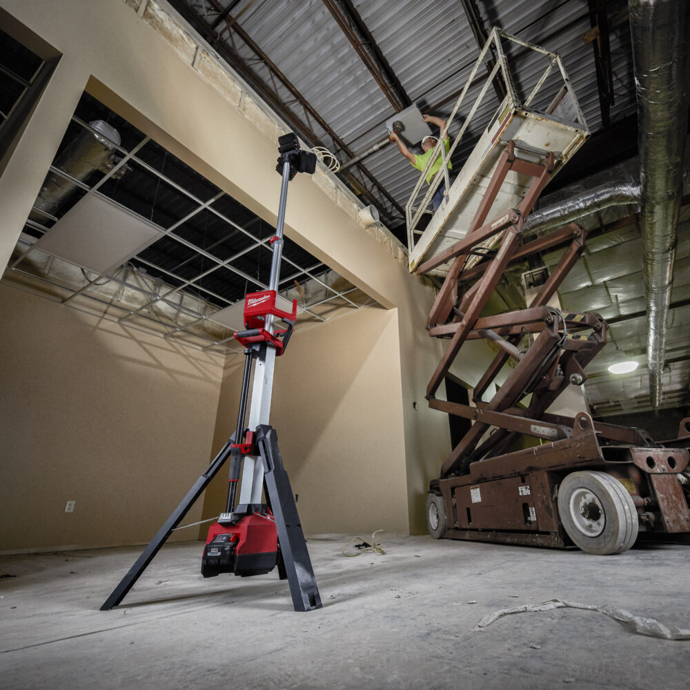 MILWAUKEE รุ่น M18 HOSALC-0 ทาวเวอร์ไลท์ไฮเอาท์พุท 18 โวลต์ (เครื่องเปล่า)