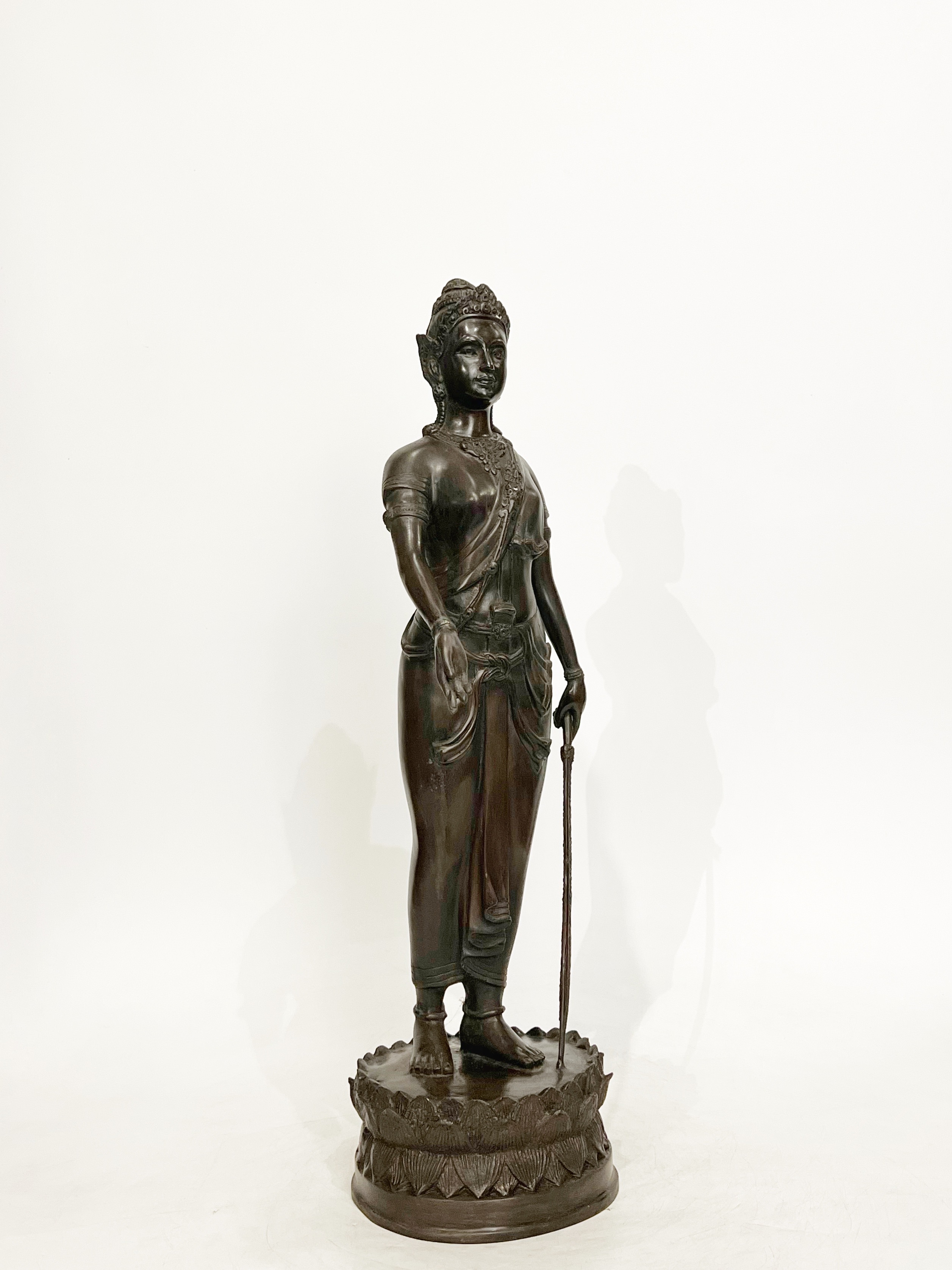 พระนางจามเทวี หน้าตัก 9 นิ้ว