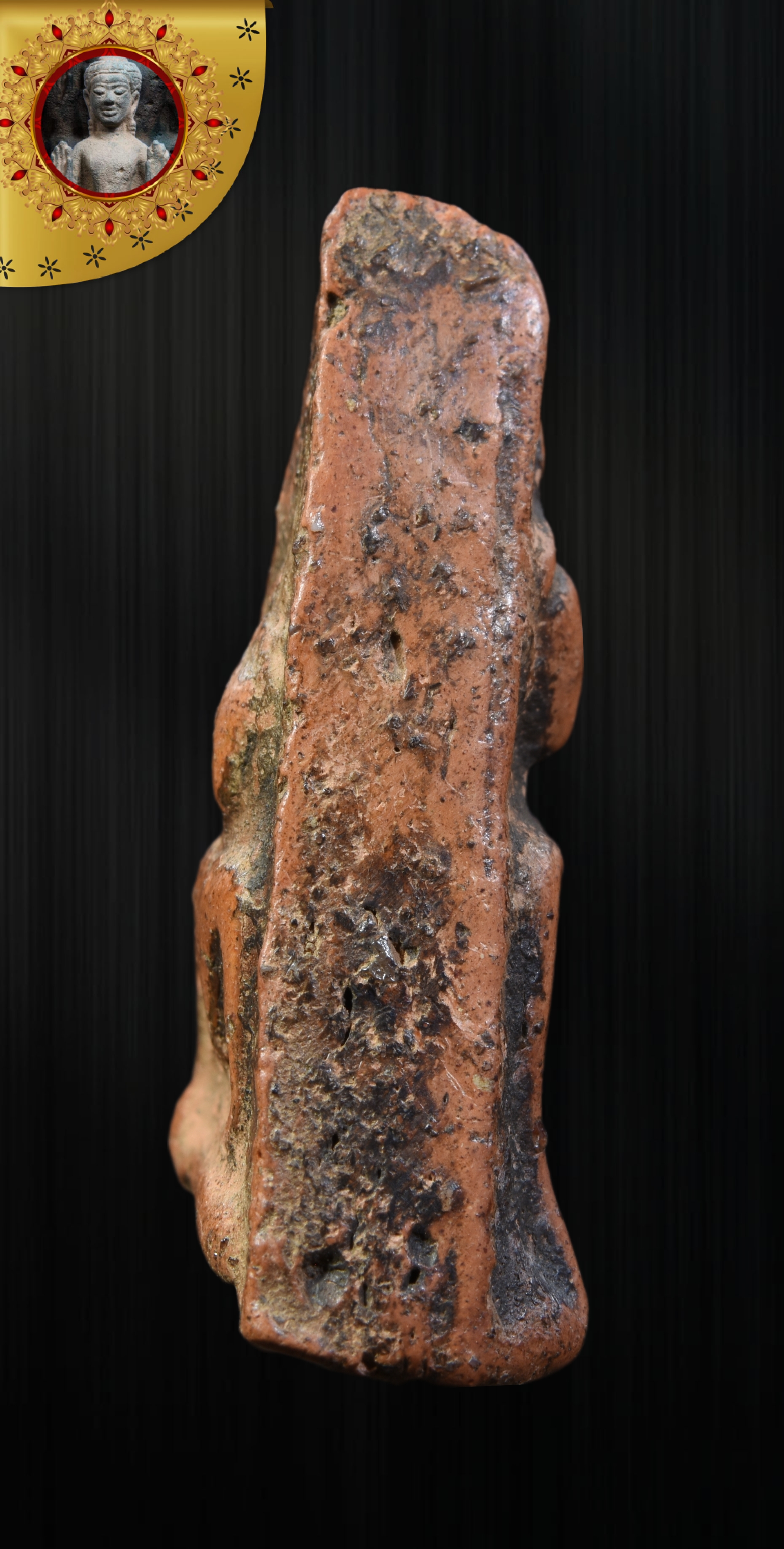 พระนางพญาพิมพ์เข่าตรง หลังนางพญา