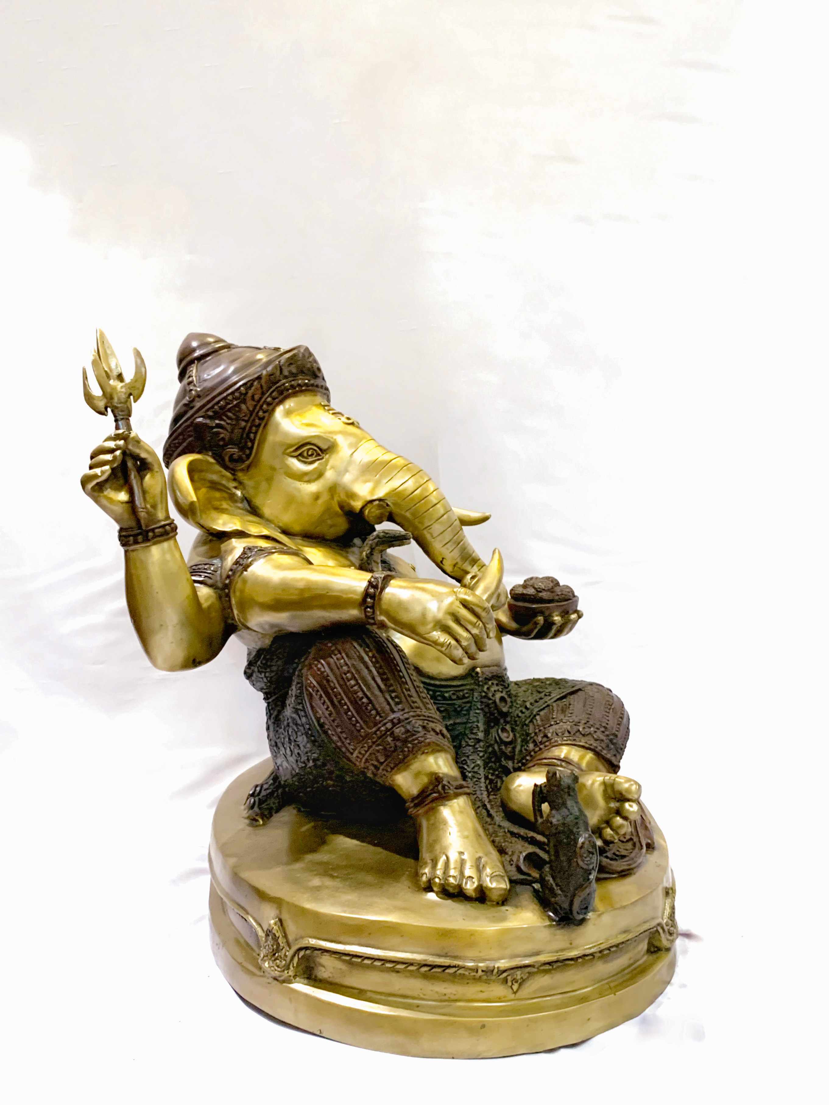 พระพิฆเนศ ปางเสวยสุข หน้าตัก 18 นิ้ว