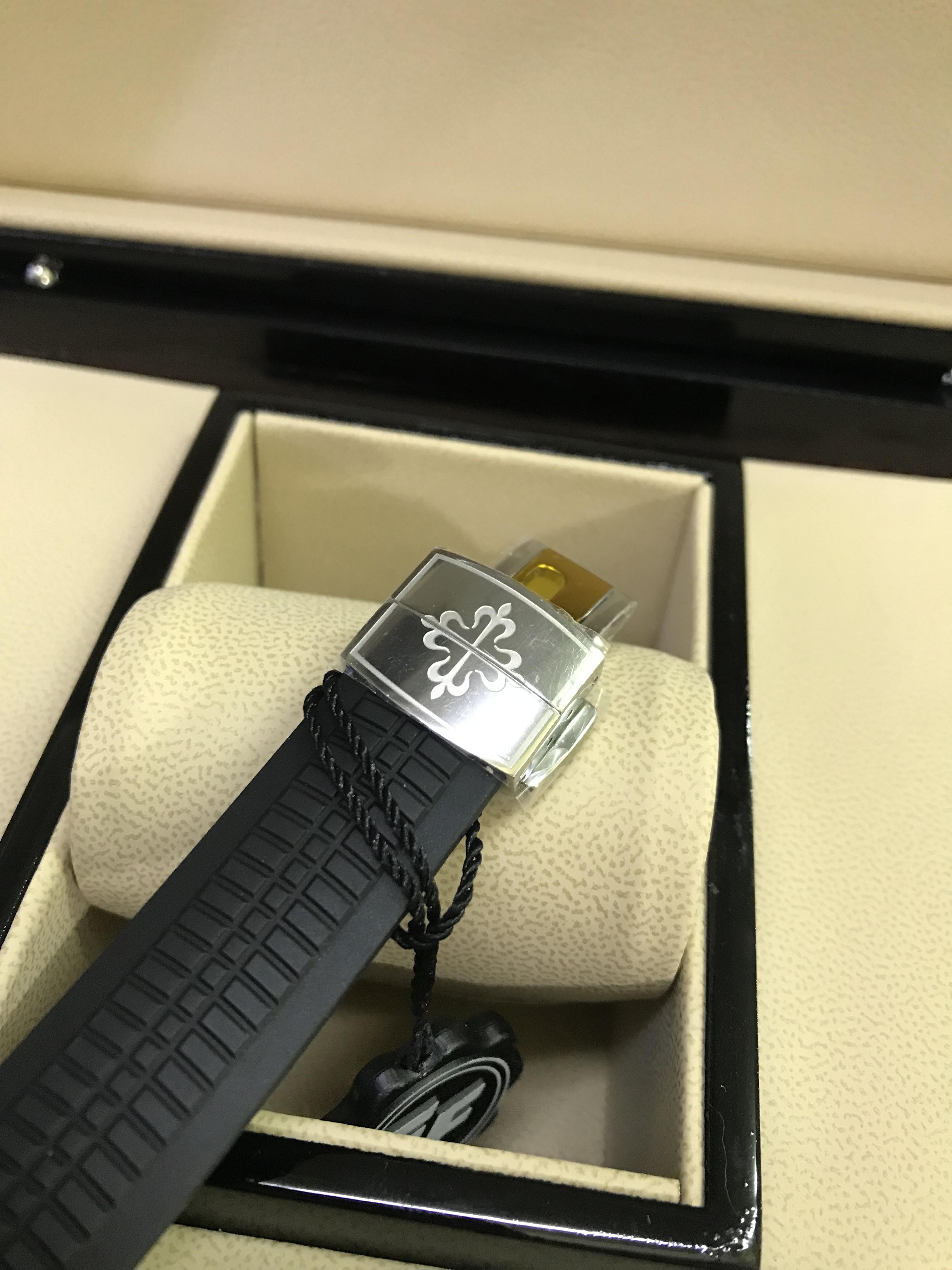 Patek Philippe Aquanaut 5164A-001