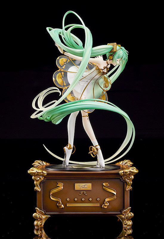 (Pre-Order) Hatsune Miku Symphony 5th Anniversary ver. - 1/1 (Good Smile Company)