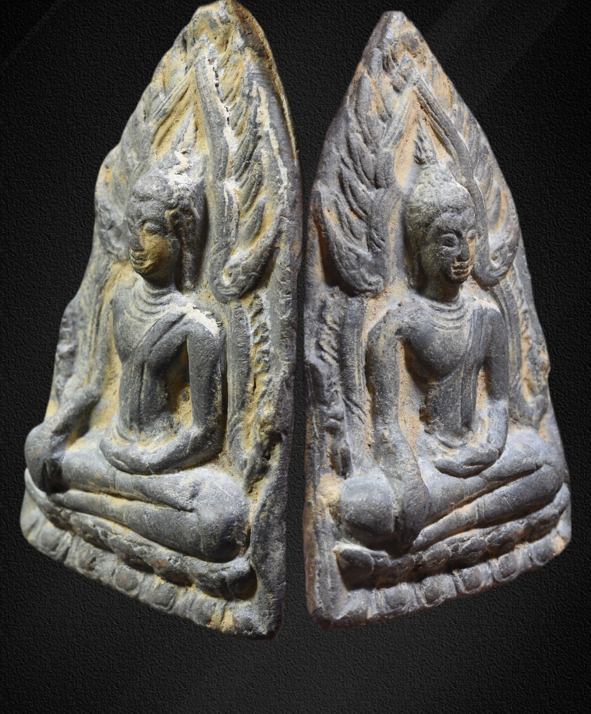 พระพุทธชินราช เนื้อดินเผา องค์ใหญ่