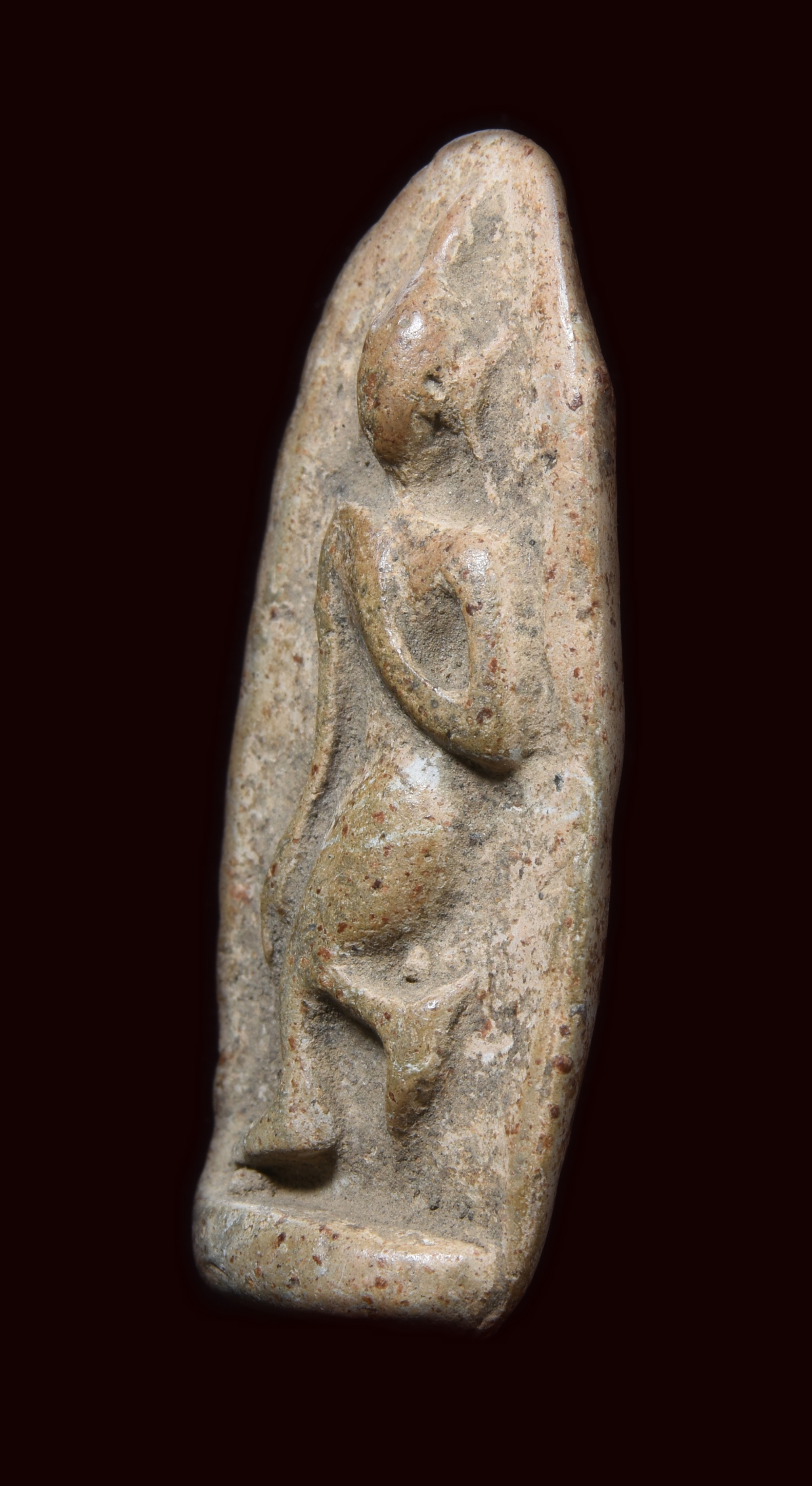 พระลีลาหย่อง เนื้อดินเผา