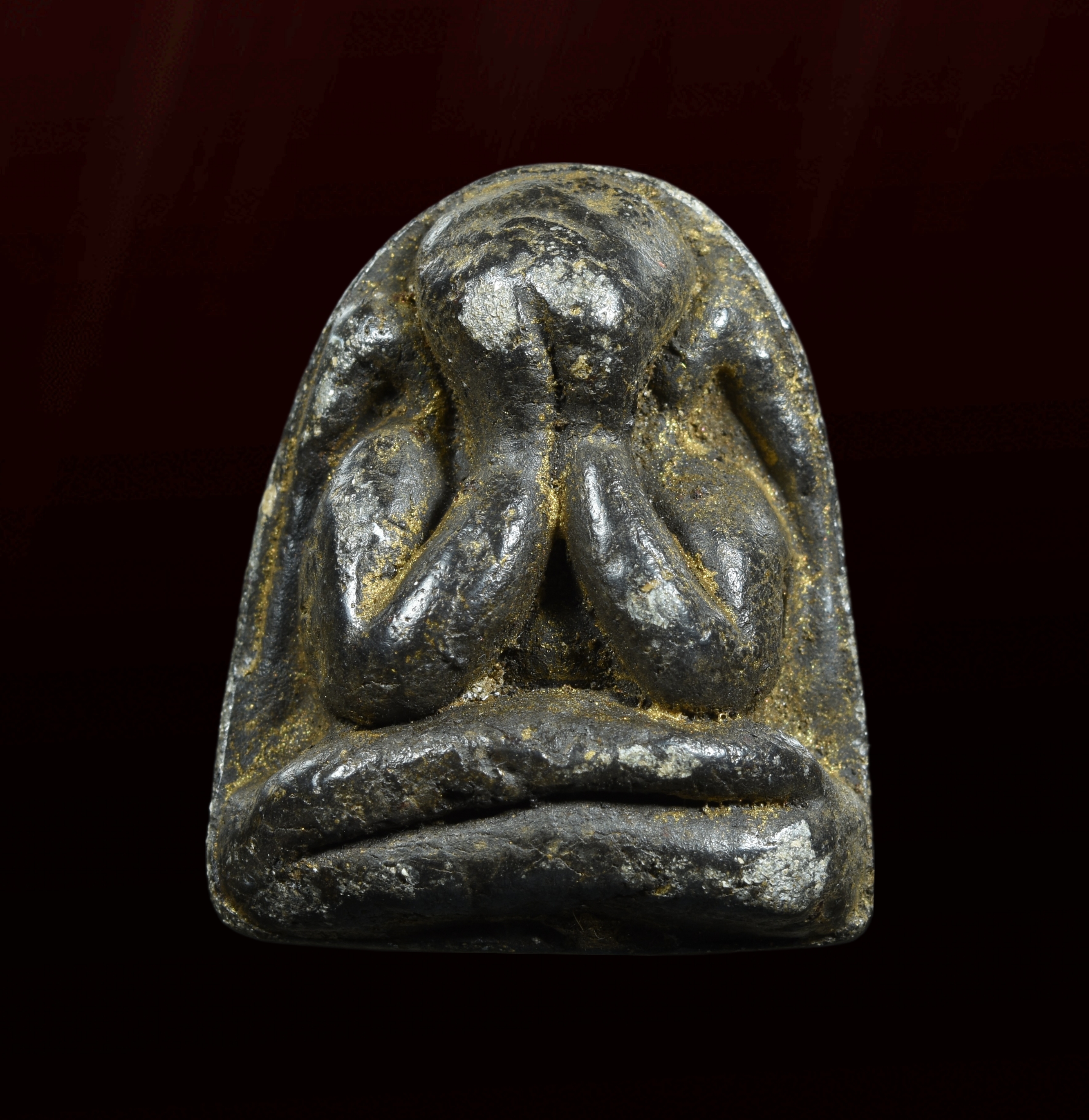 พระปิดตาหลังแบบ หลวงพ่อแก้ว