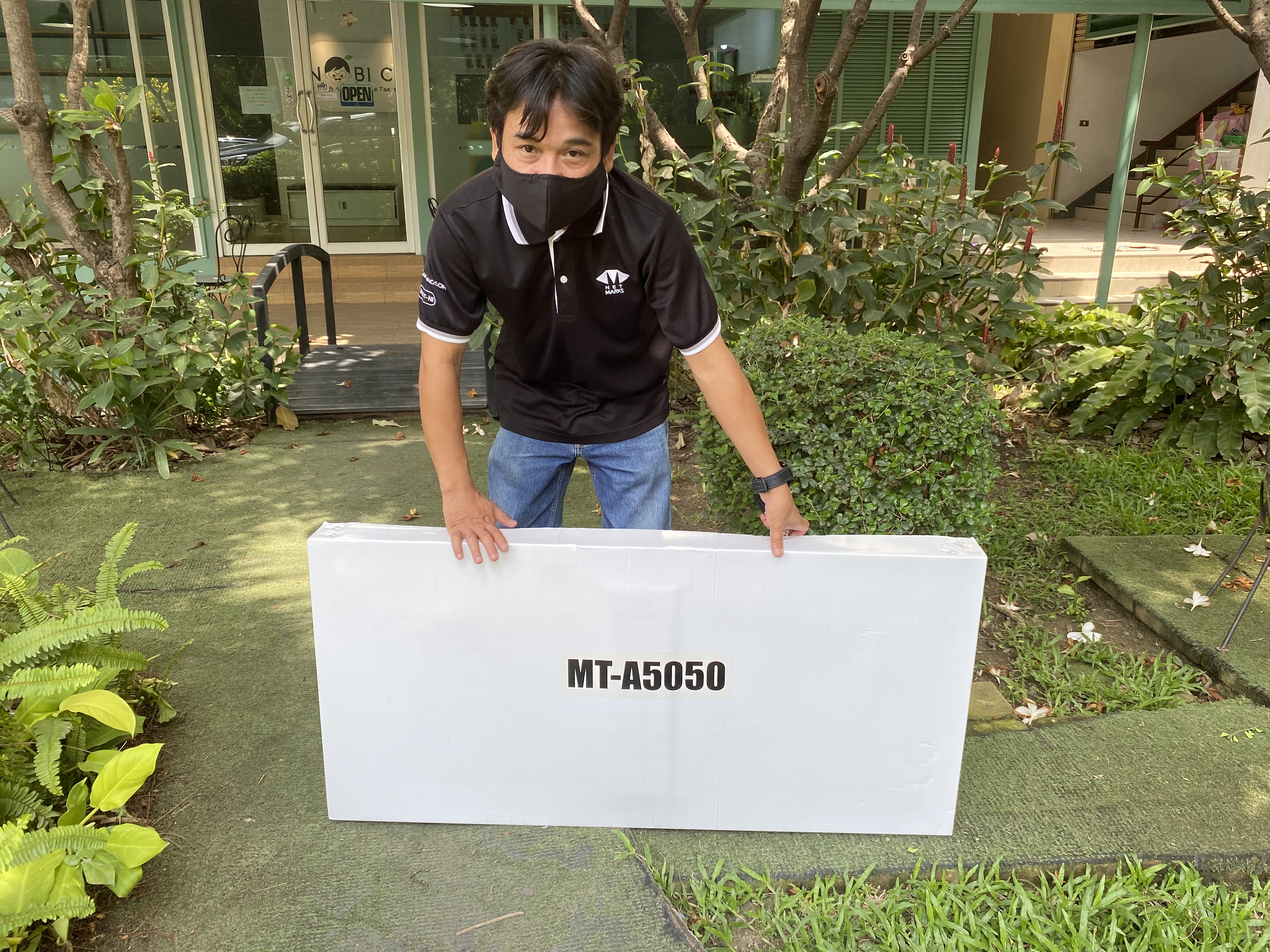 JMTVSTAND MT-A5050 ขาแขวนทีวีแบบสวิงตัวใหญ่สุด ขนาด 60"-100"นิ้ว วัสดุเหล็กหนาแข็งแรง สวิง-ก้ม/เงยได้0964746498