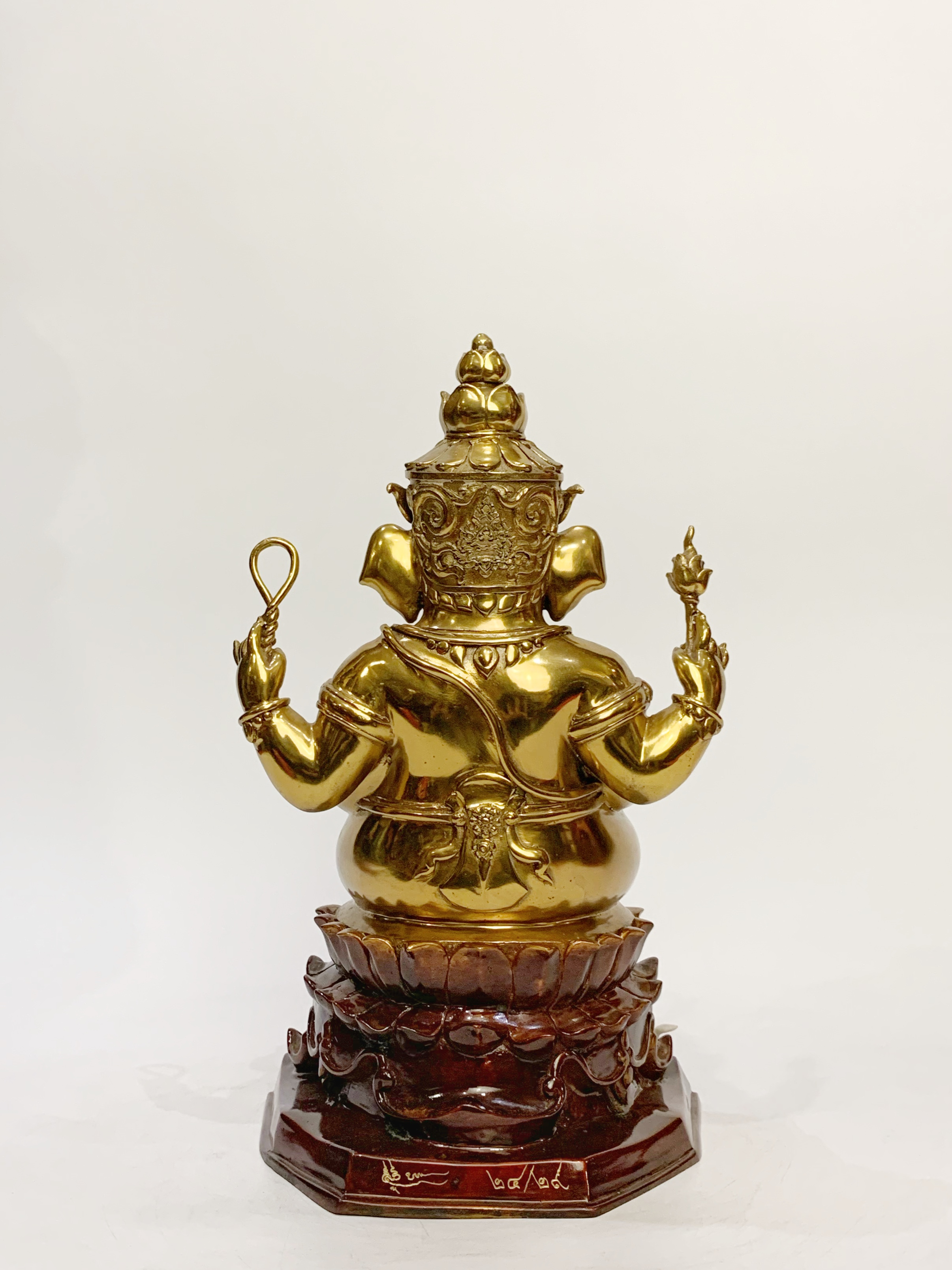 พระคเณศ อุดมปัญญา มหาสำเร็จ