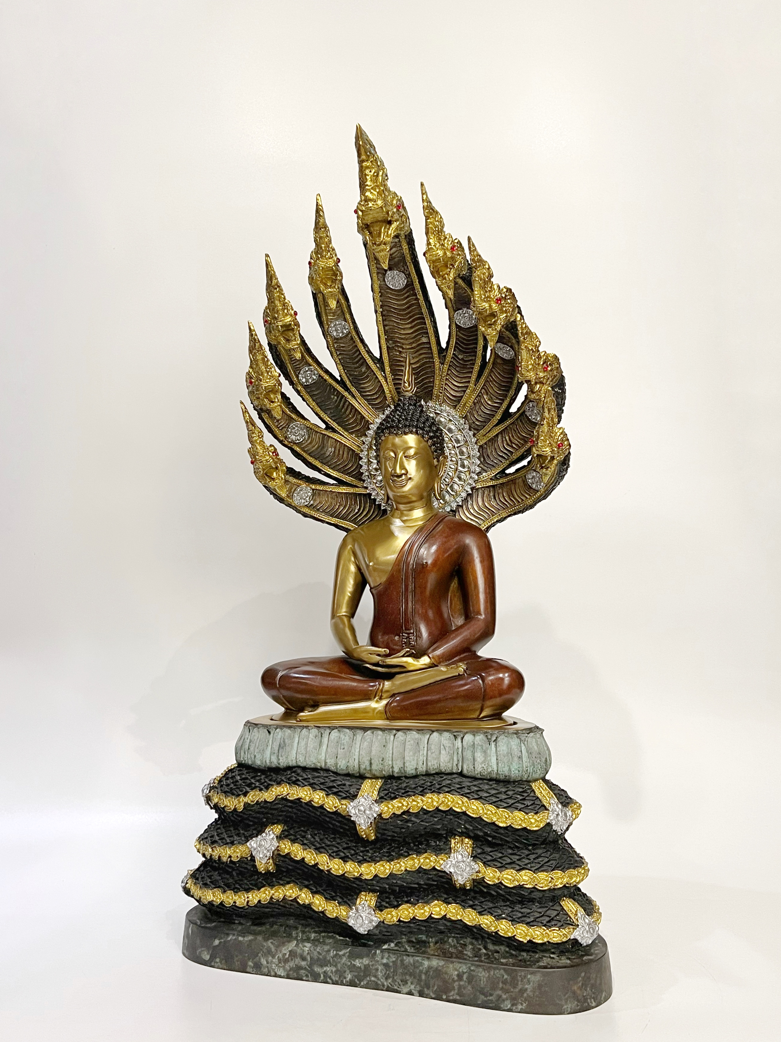 พระนาคปรก (นาค 9 เศียร) หน้าตัก 9 นิ้ว