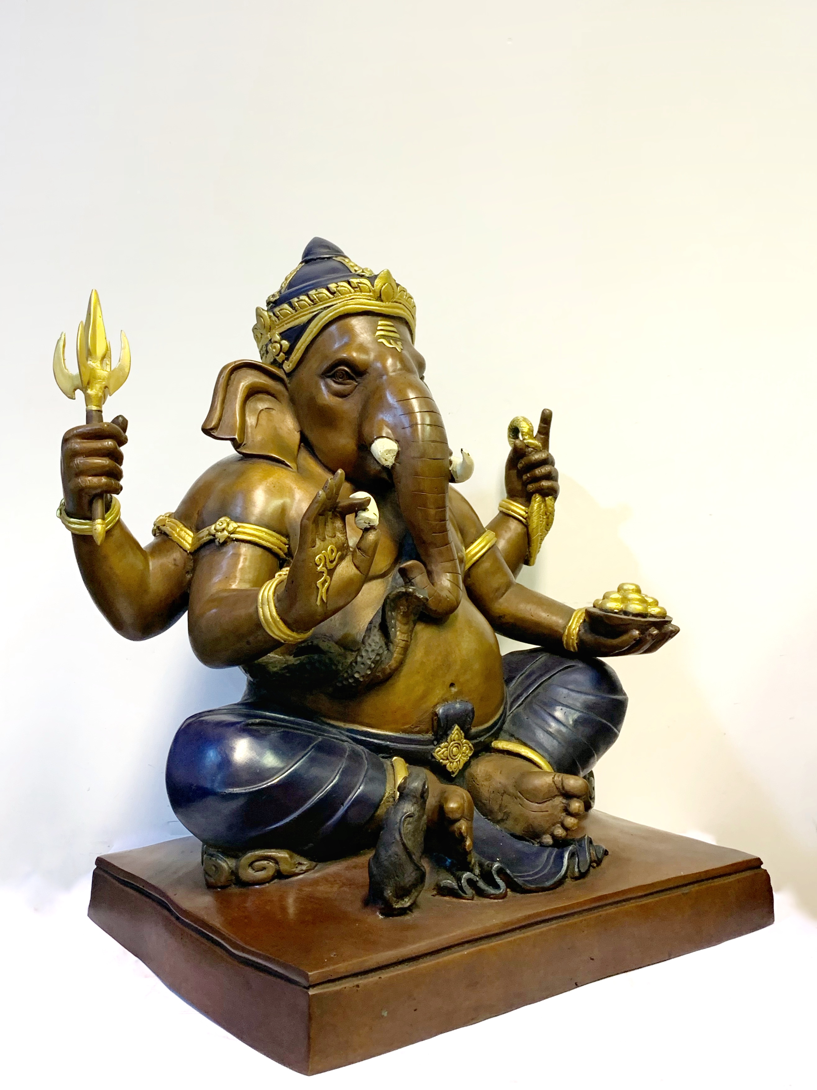 พระพิฆเนศ ปางเอกทันตะ หน้าตัก 16 นิ้ว (ฐานเหลี่ยม)