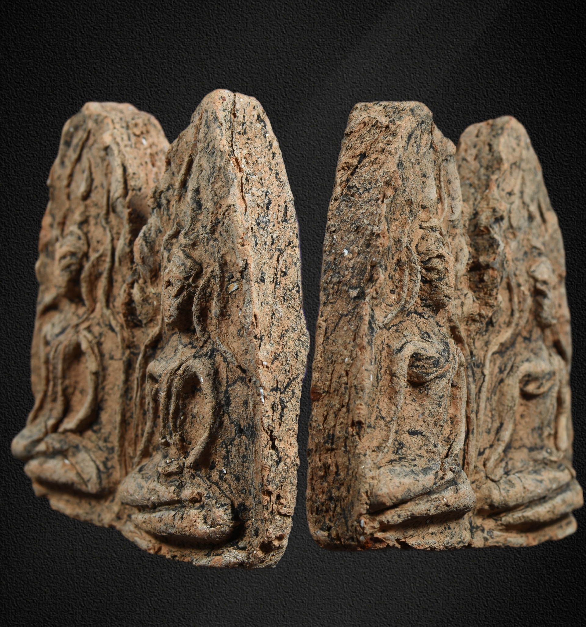 พระขุนแผนพรายคู่ กรุบ้านกร่าง