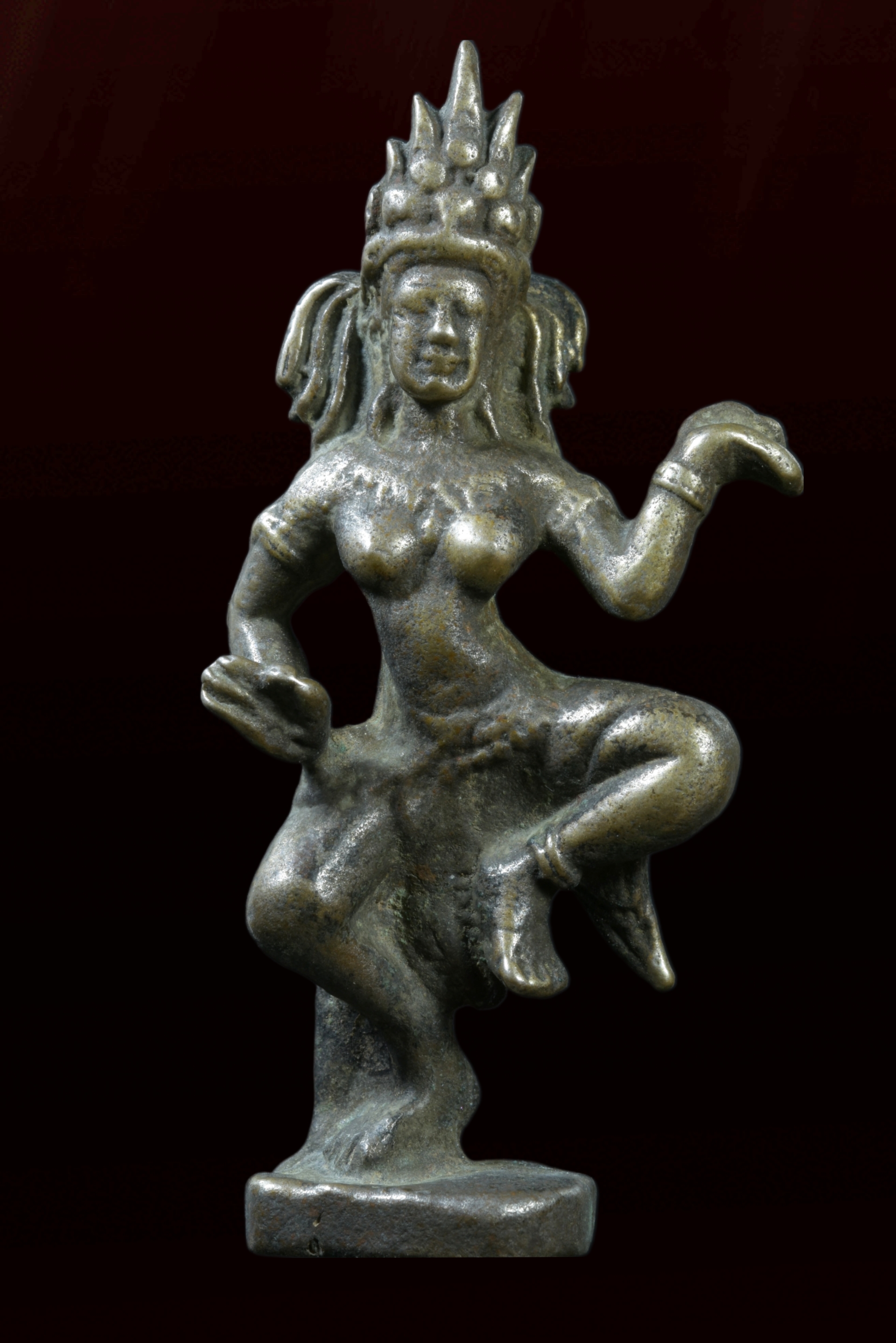 รูปหล่อนางอัปสร เนื้อสำริดเงิน