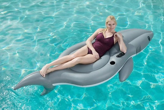 Bestway แพยางปลาฉลาม ขนาดใหญ่ Inflatable Bestway Shark Pool Float