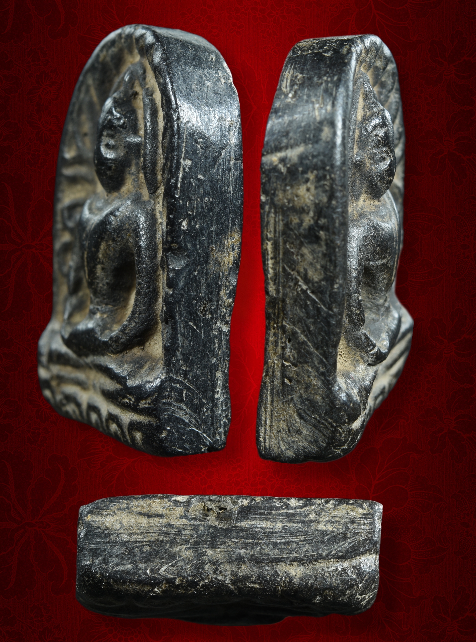 พระซุ้มกอ พิมพ์กลาง เนื้อดำ