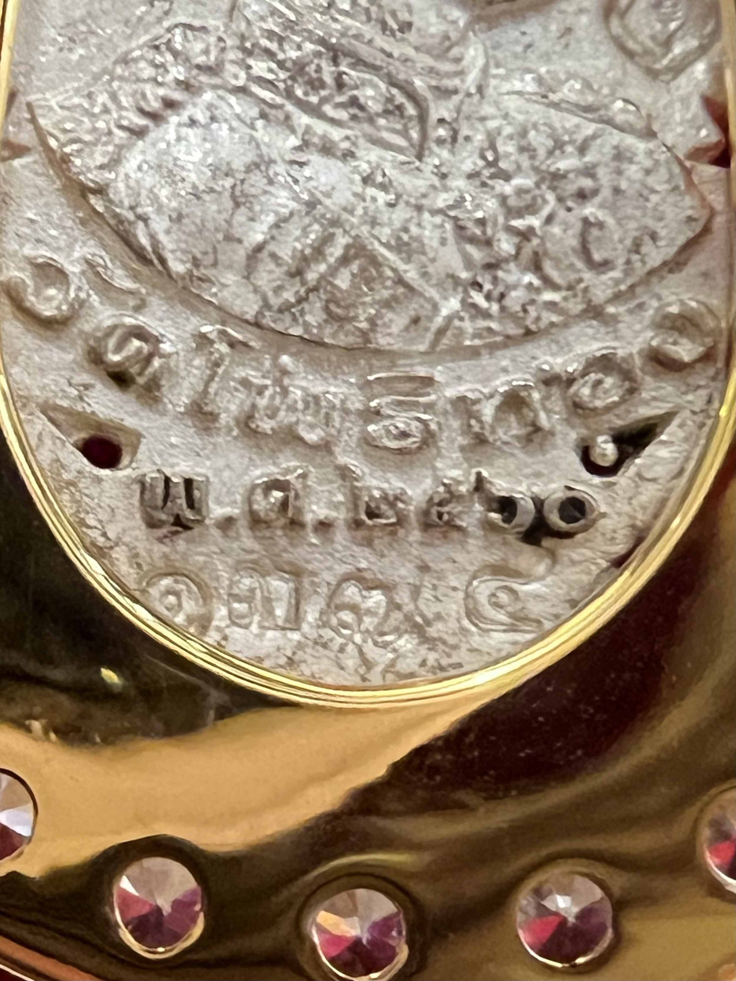 พญาครุฑ รุ่น เปิดขุมทรัพย์ (เงิน ลงยา พิมพ์ใหญ่)