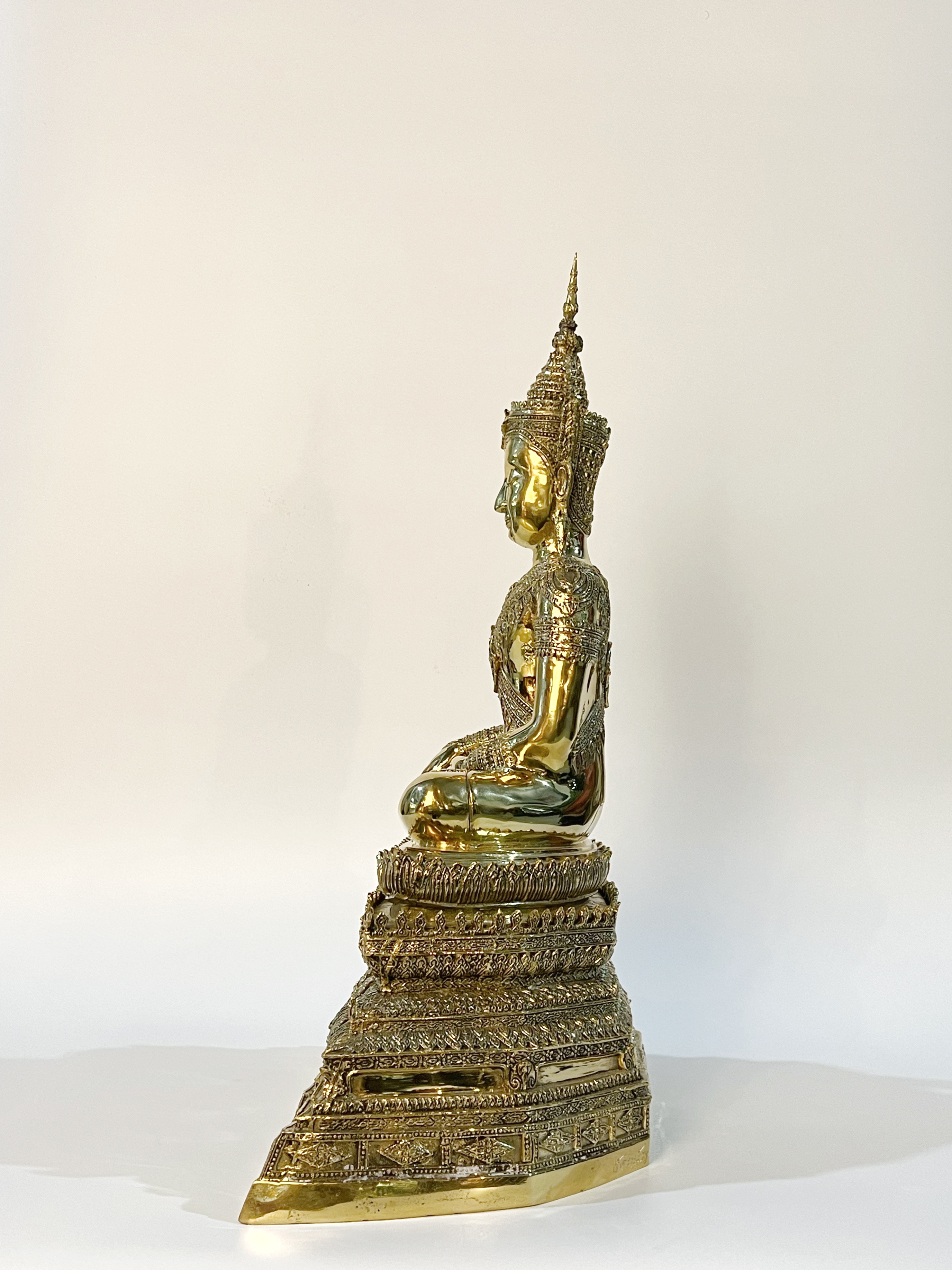 พระพุทธนิมิตวิชิตมารโมลีศรีสรรเพชญบรมไตรโลกนาถ (หลวงพ่อพุทธนิมิต) หน้าตัก 9 นิ้ว