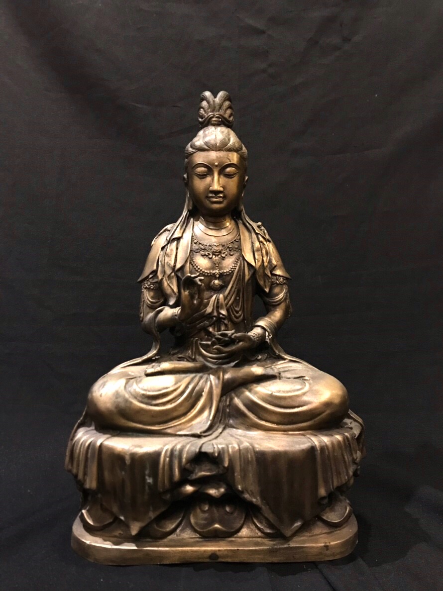 พระโพธิสัตว์กวนอิม หน้าตัก 9 นิ้ว