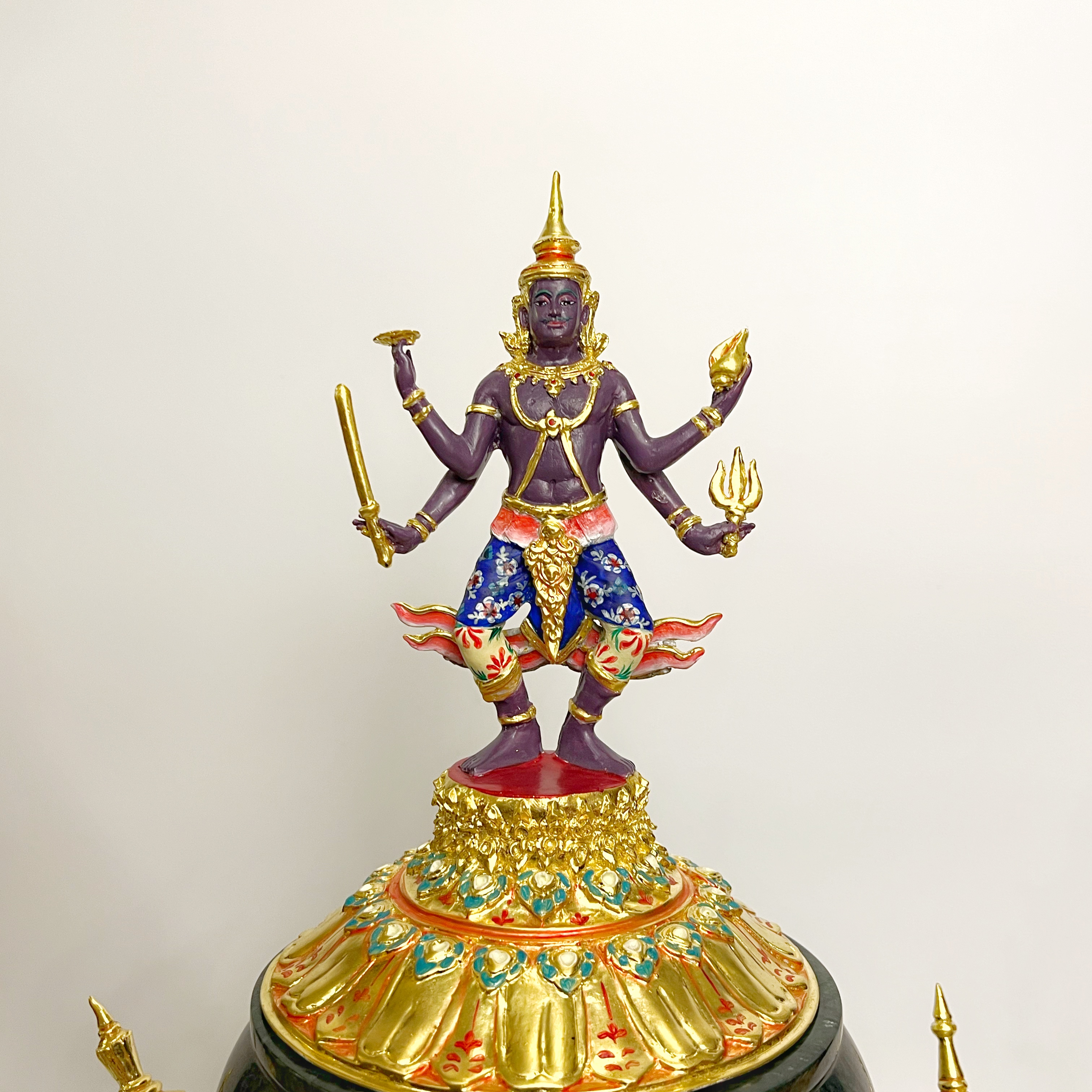 ครอบน้ำอมฤต พระนารายณ์กวนเกษียรสมุทร พร้อมฐานหินอ่อน