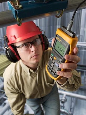 53-2 B เครื่องวัดอุณหภูมิแบบดิจิตอล เทอร์โมมิเตอร์แบบดิจิตอล ชนิดมือถือขนาด 1 ช่อง บันทึกค่าแบบ logging ได้ 500 จุดในตัว และต่อเชื่อมกับคอมพิวเตอร์เพื่อเขียนกราฟแสดงแนวโน้ม (Trend Plot)