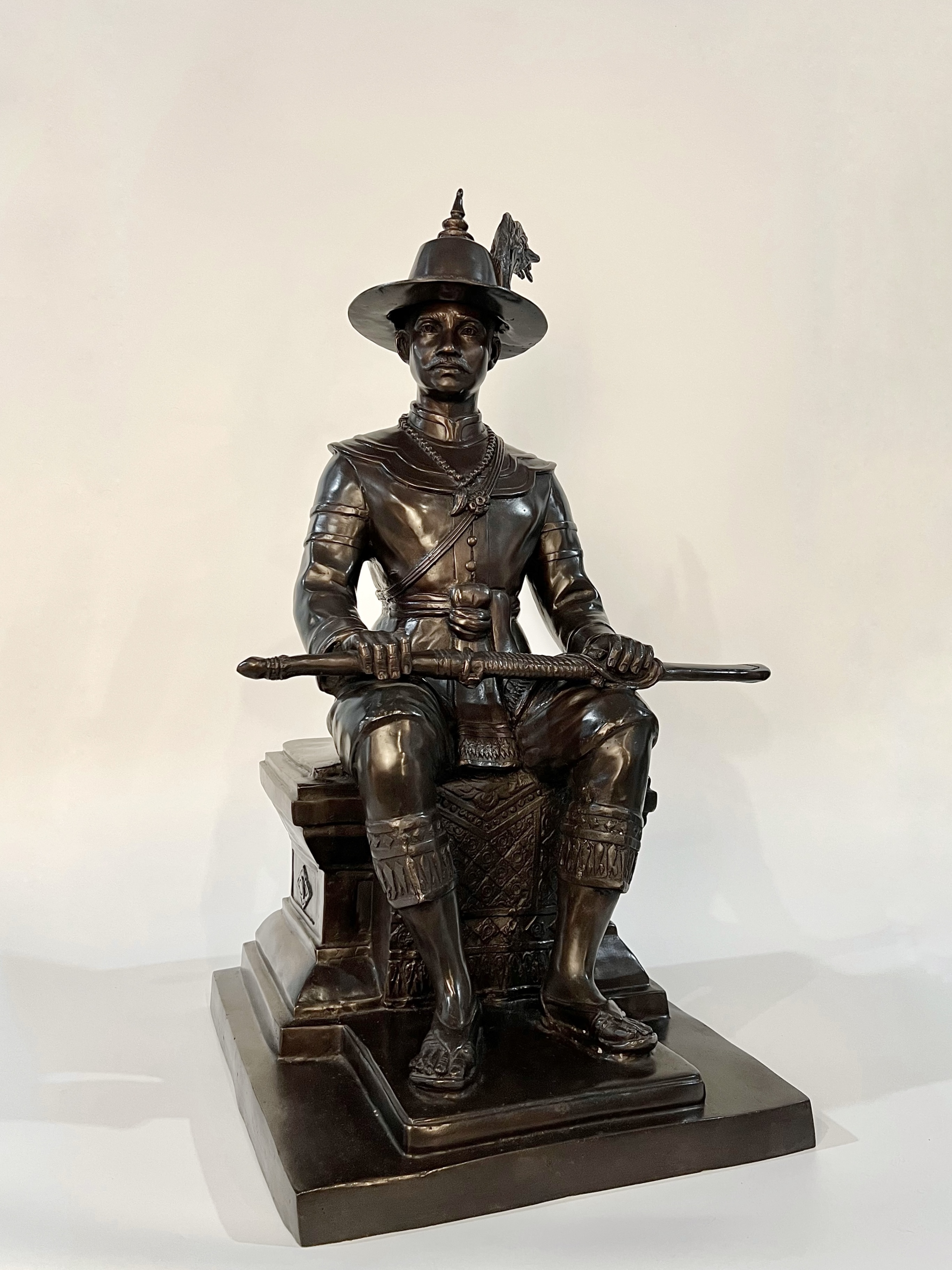 สมเด็จพระเจ้าตากสินมหาราช นั่งบัลลังก์ หน้าตัก 14 นิ้ว