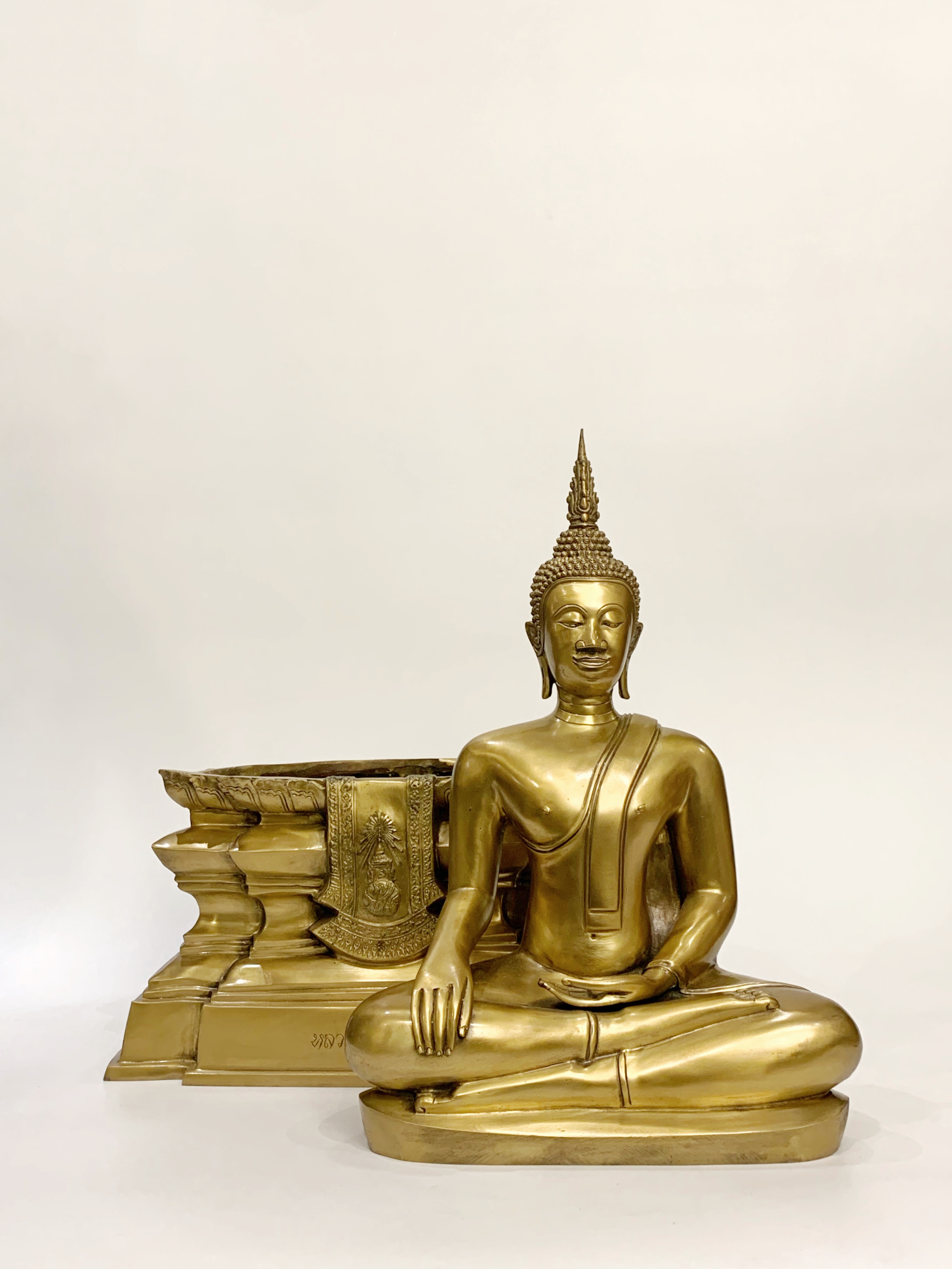 หลวงพ่อพระใส หน้าตัก 9 นิ้ว