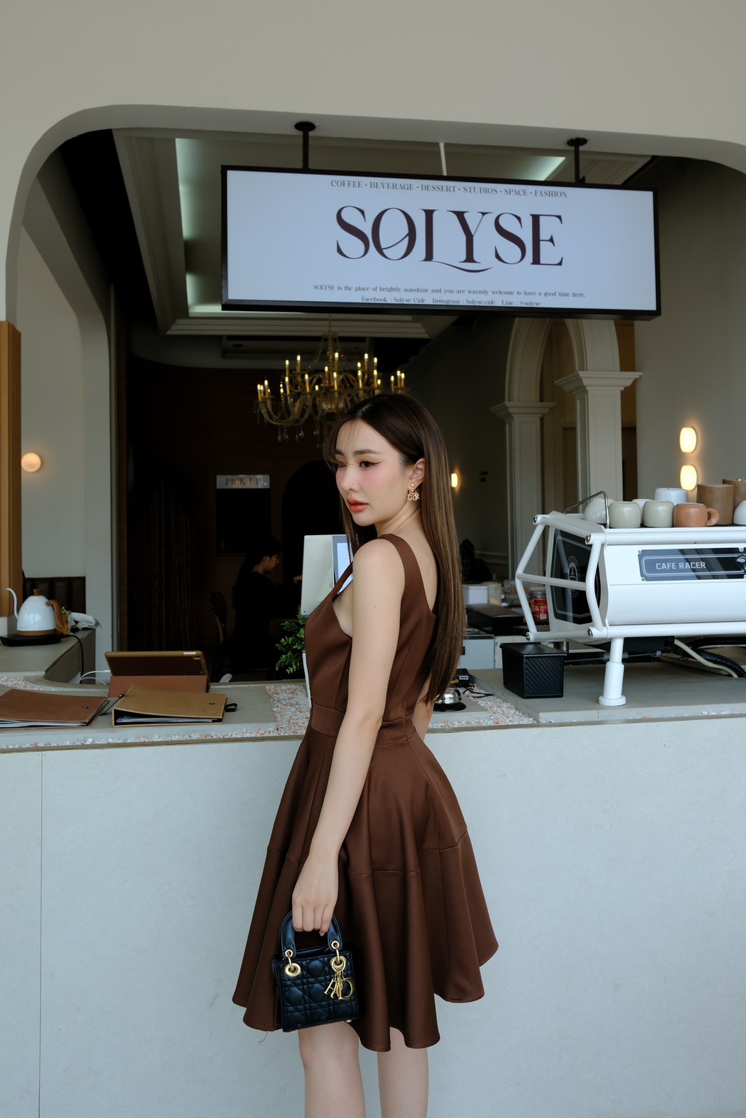 Morin dress #4805 เดรสสั้นผ้าพรีเมี่ยมอัดกาวอย่างดี ทรงสวยแบบตะโกน ช่วงบนเก็บหุ่นสไตล์Corset thitiya