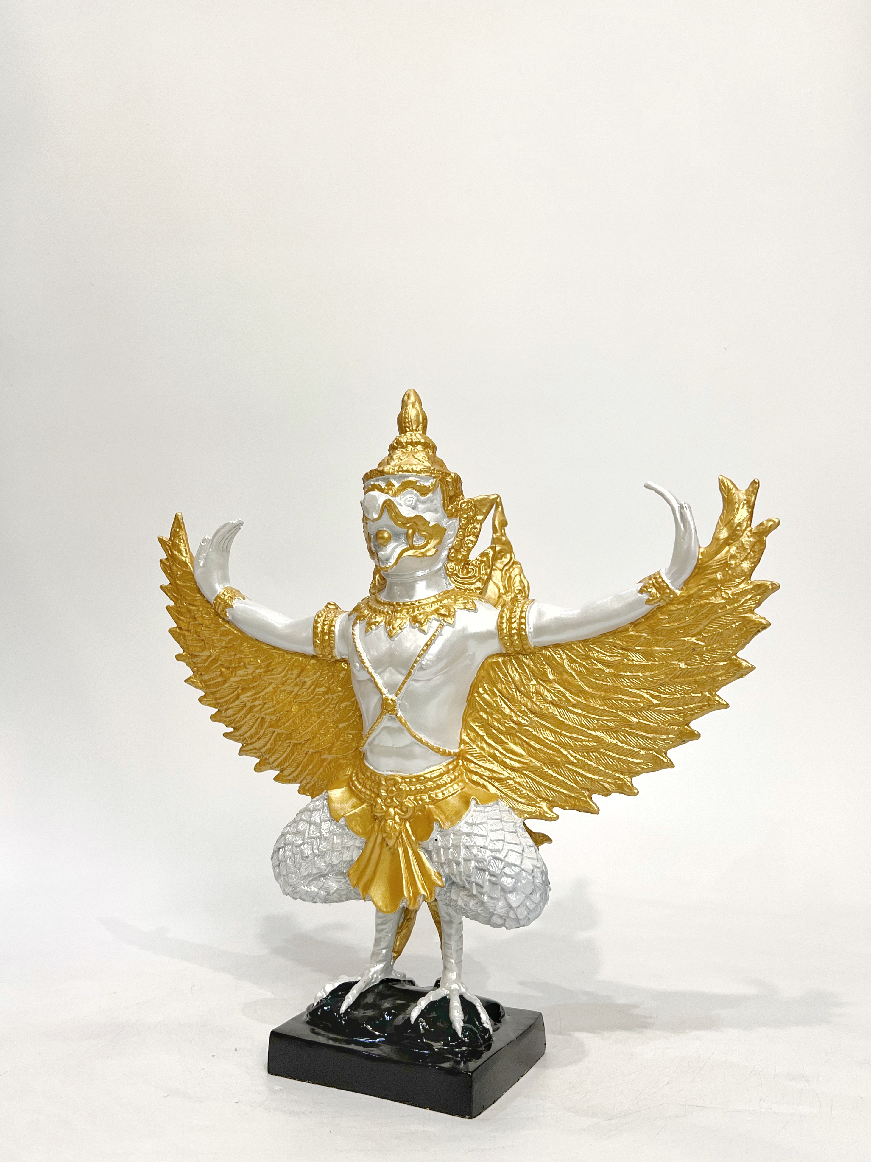 ชุด กษัตริย์แห่งครุฑ 9 พระองค์ หน้าตัก 7 นิ้ว