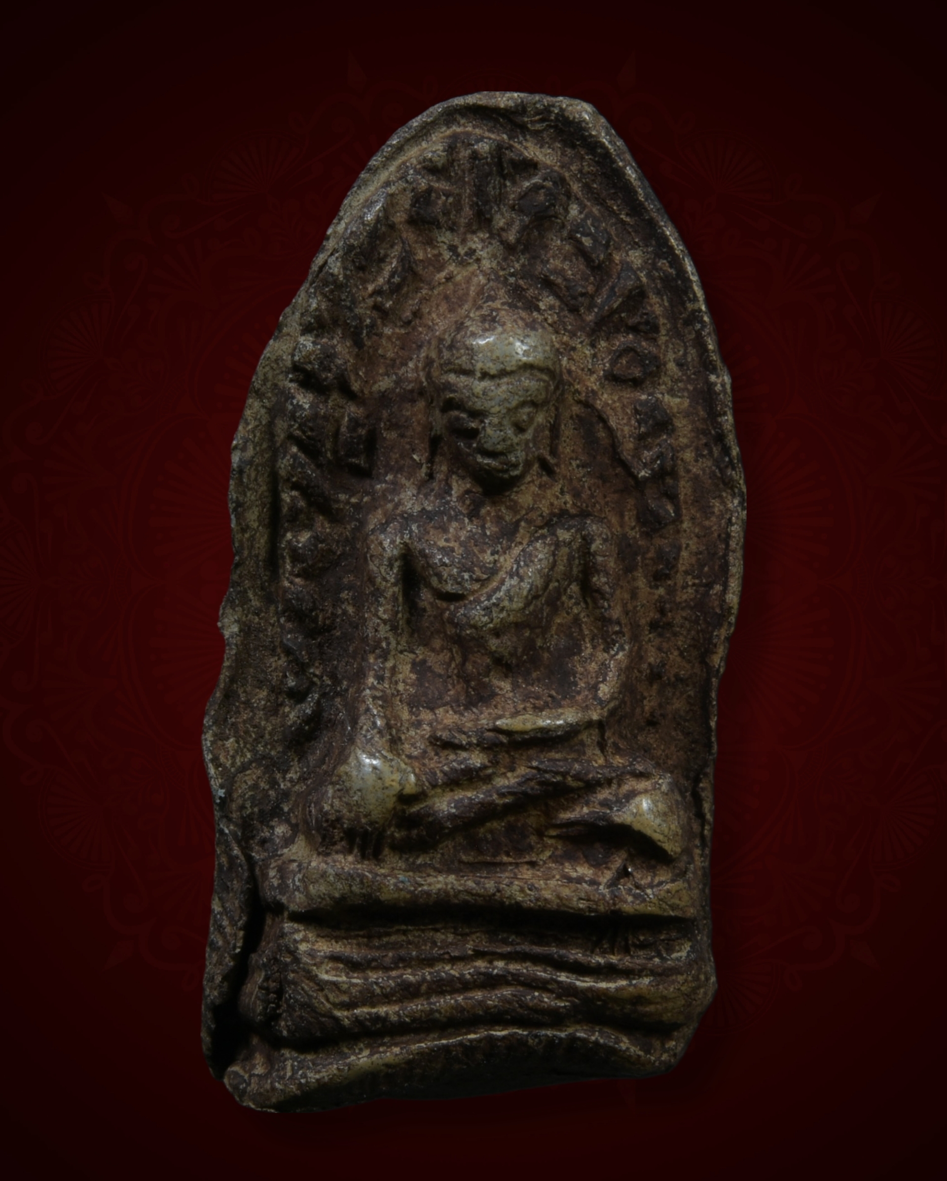 พระรอด พิมพ์ใหญ่ เนื้อดิน