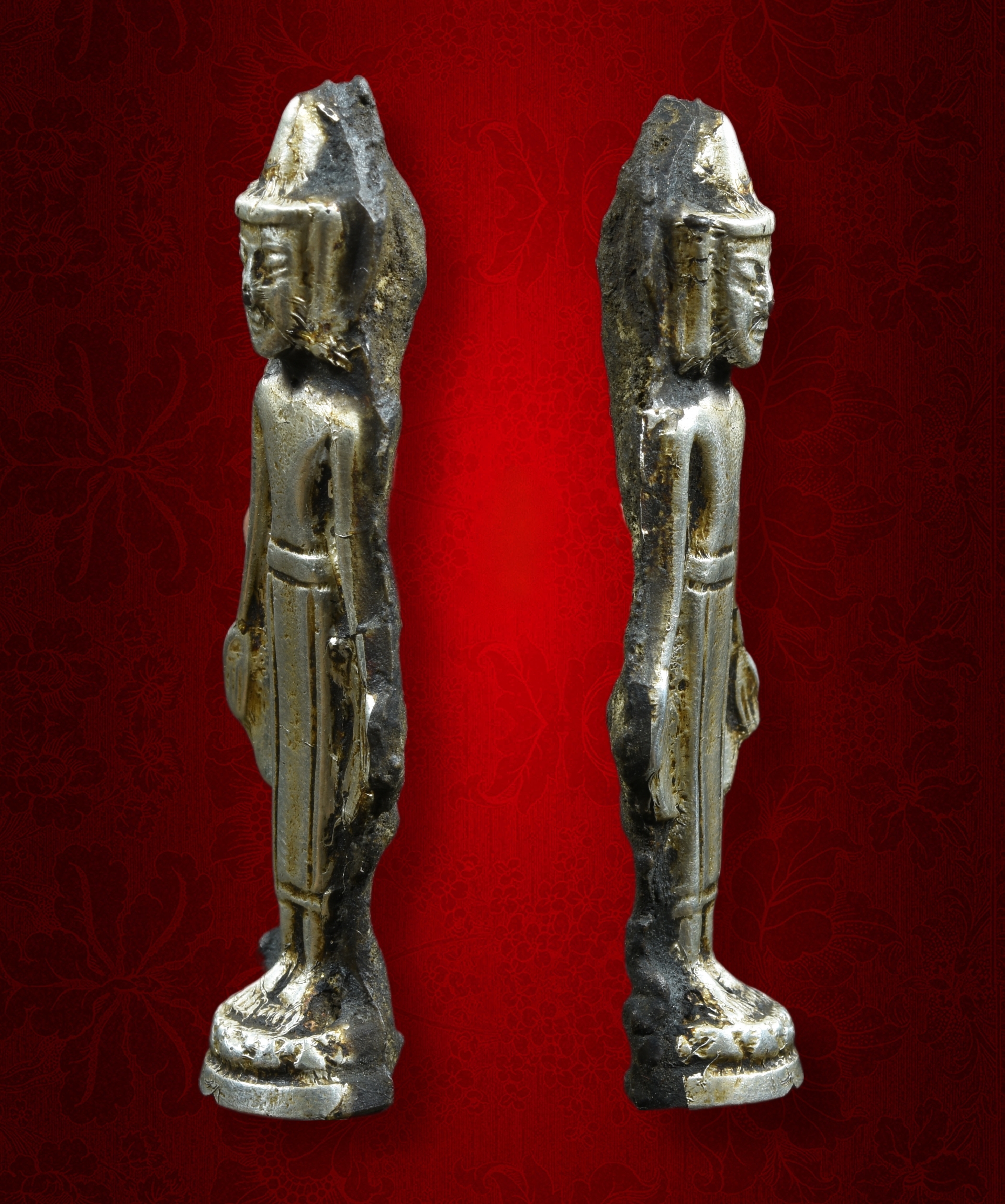 พระปางเปิดโลก เนื้อว่านหน้ากากเงิน