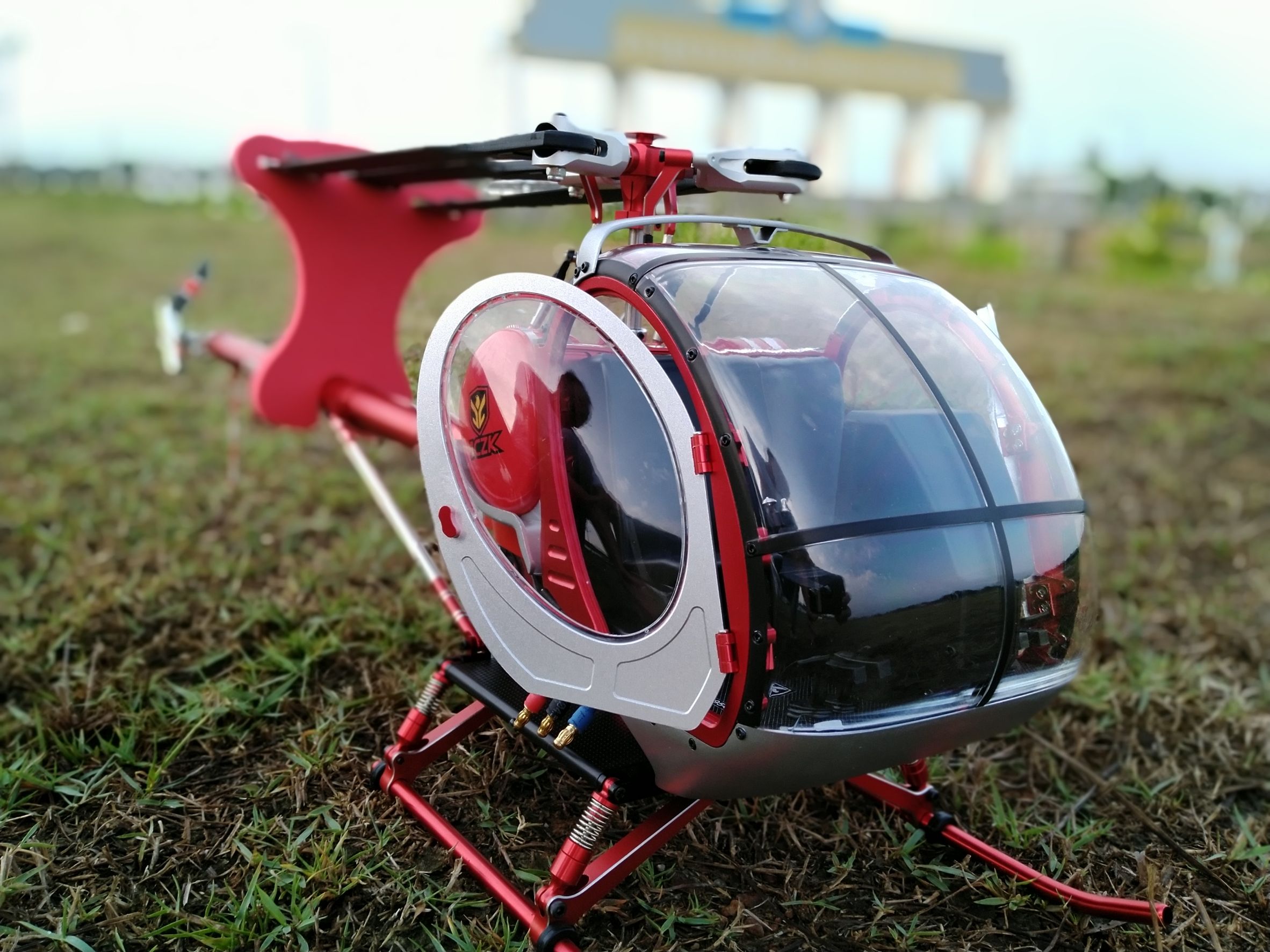 Schweizer 300C Combo B RTF with GPS & Remote AT9s Pro/ Charger