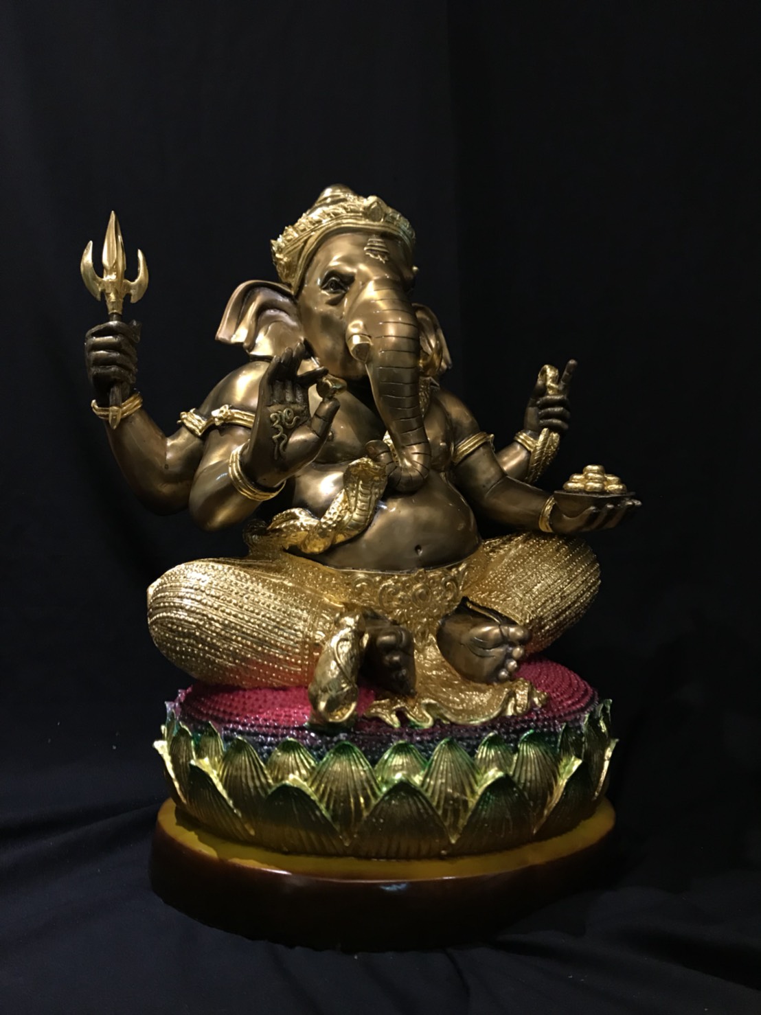 พระพิฆเนศ ปางเอกทันตะ หน้าตัก 16 นิ้ว (นั่งบัว)